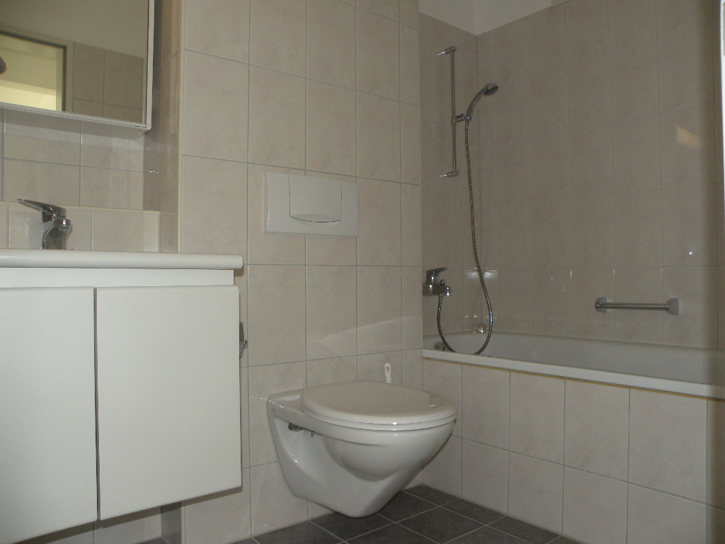 Bad mit Fenster Bad mit Fenster