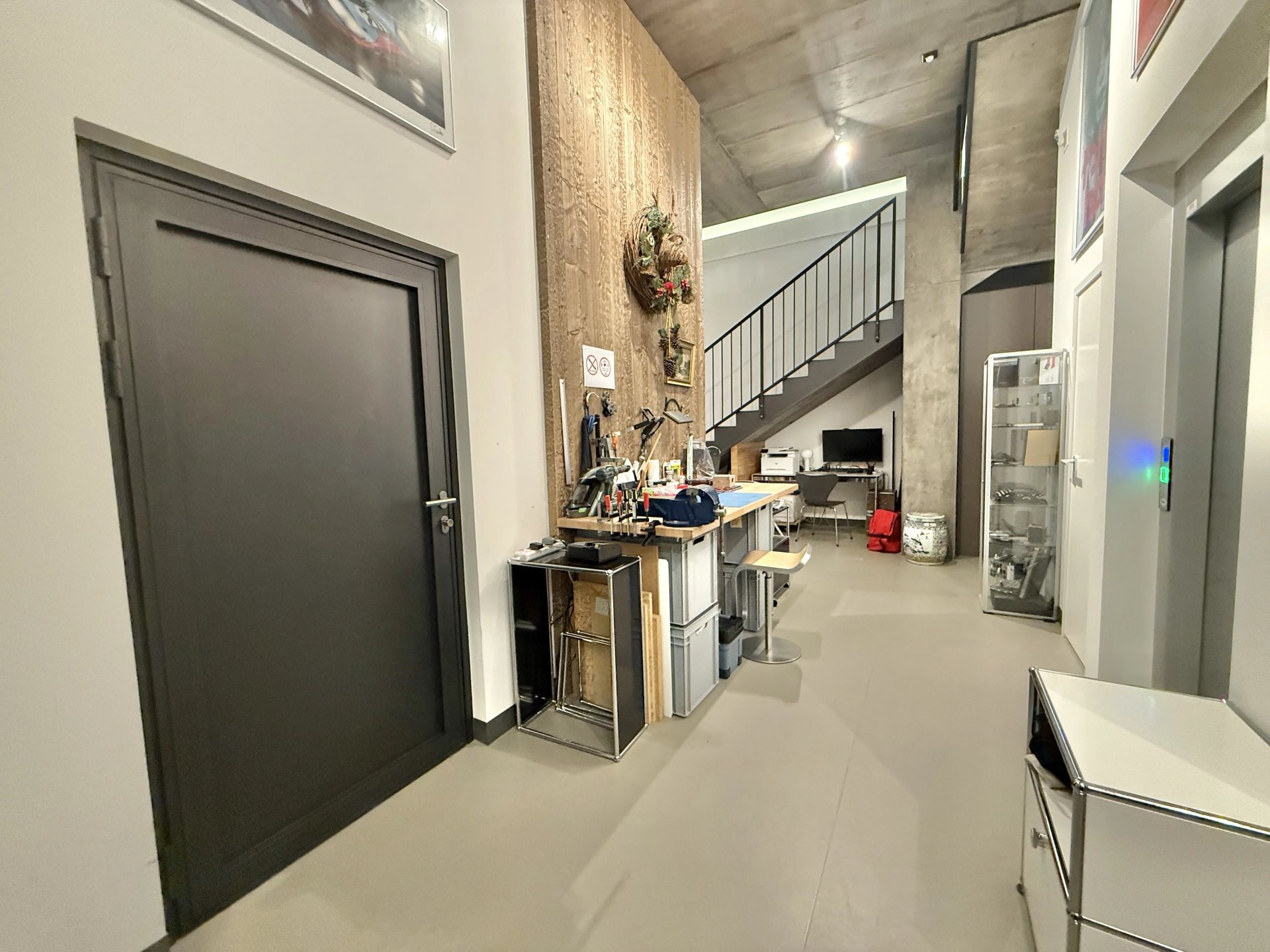 Photo 10