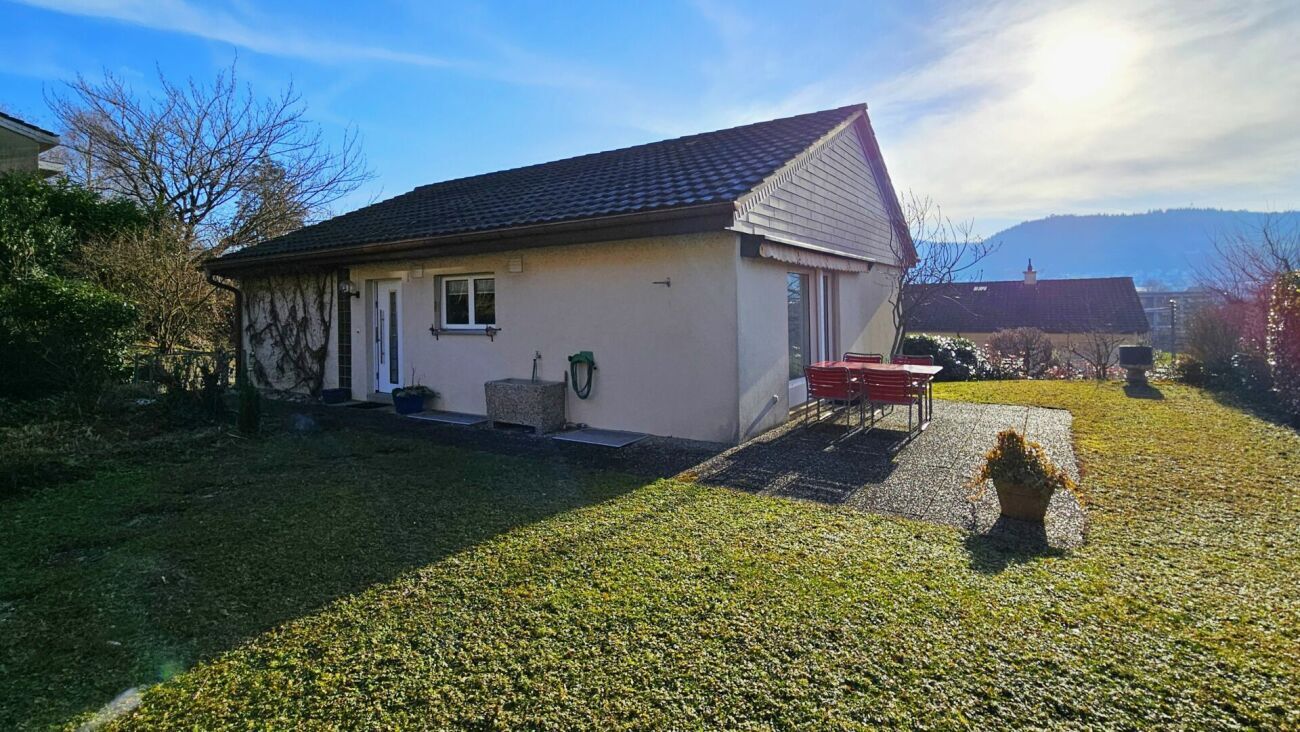 Nordansicht mit Garten