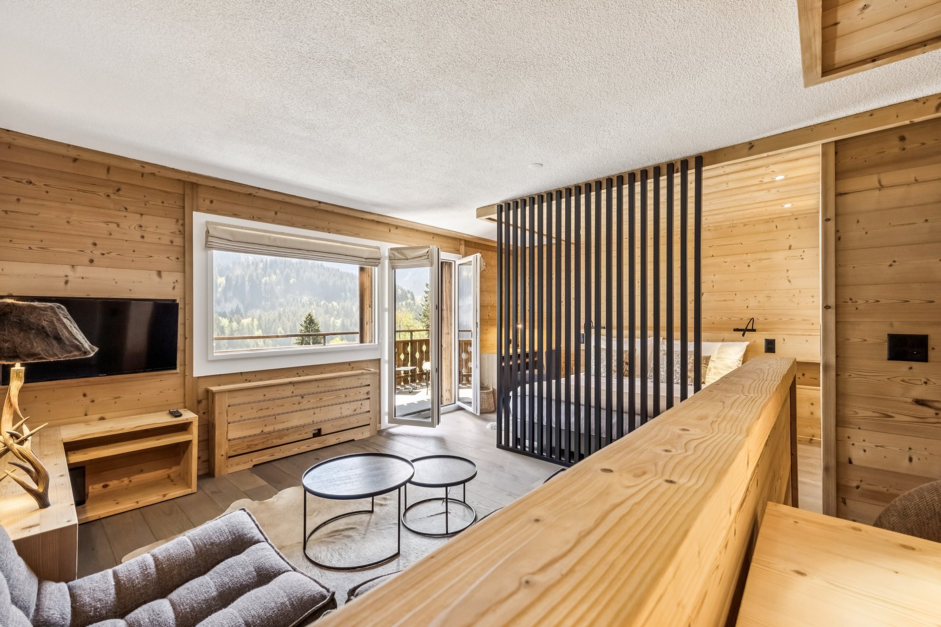 Interior view 4