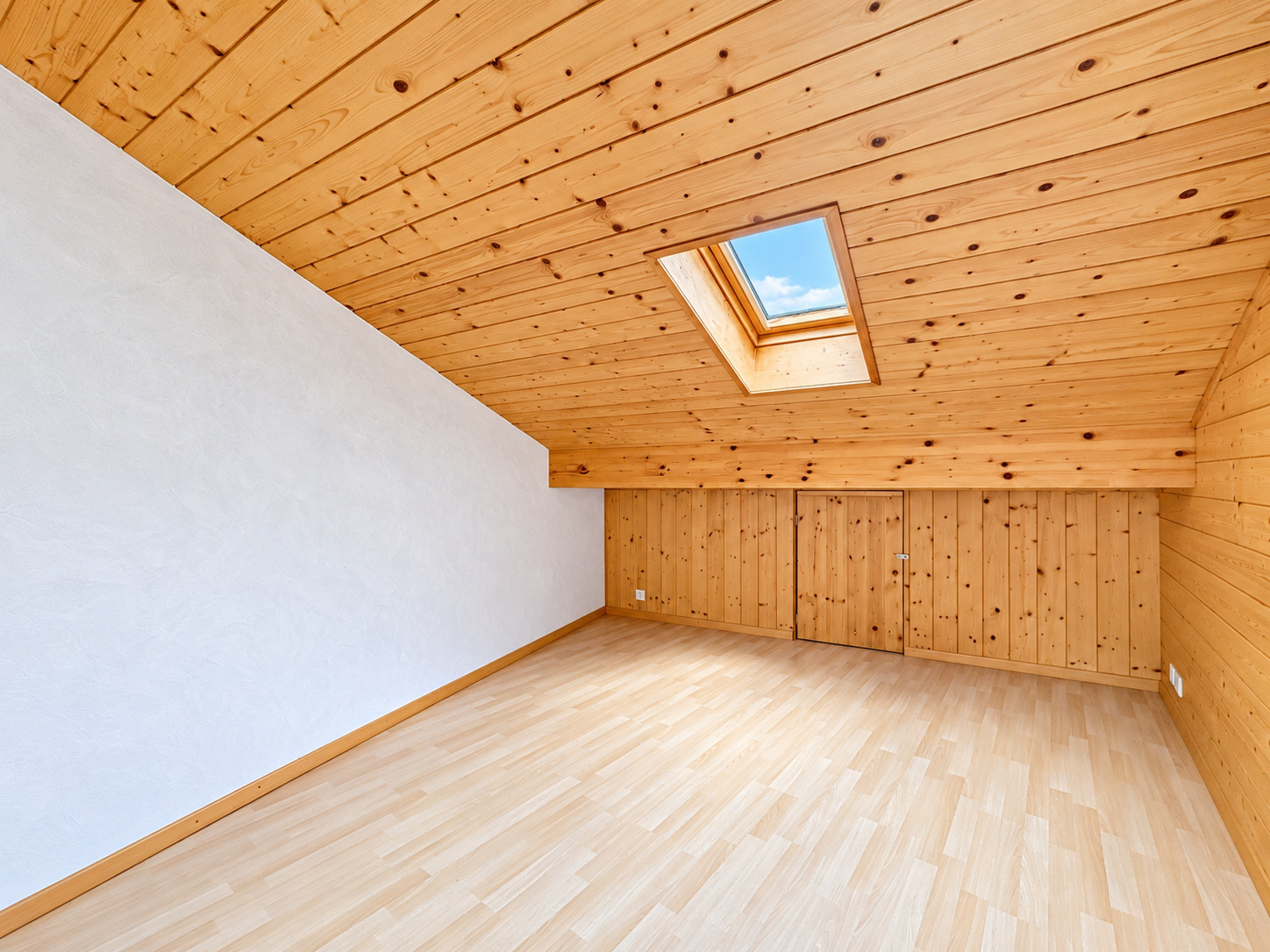 Interior view 8