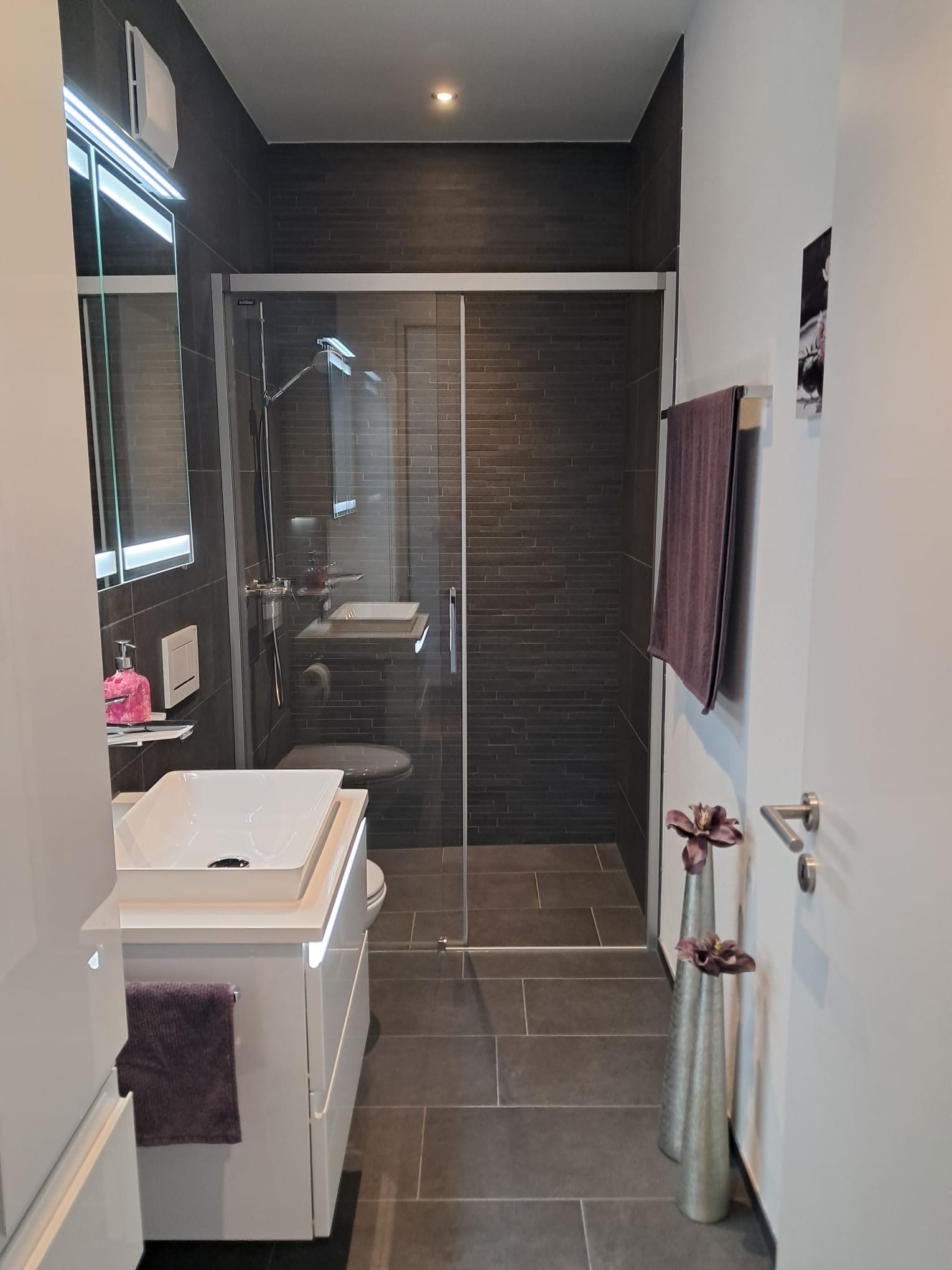 Gästebad mit Dusche