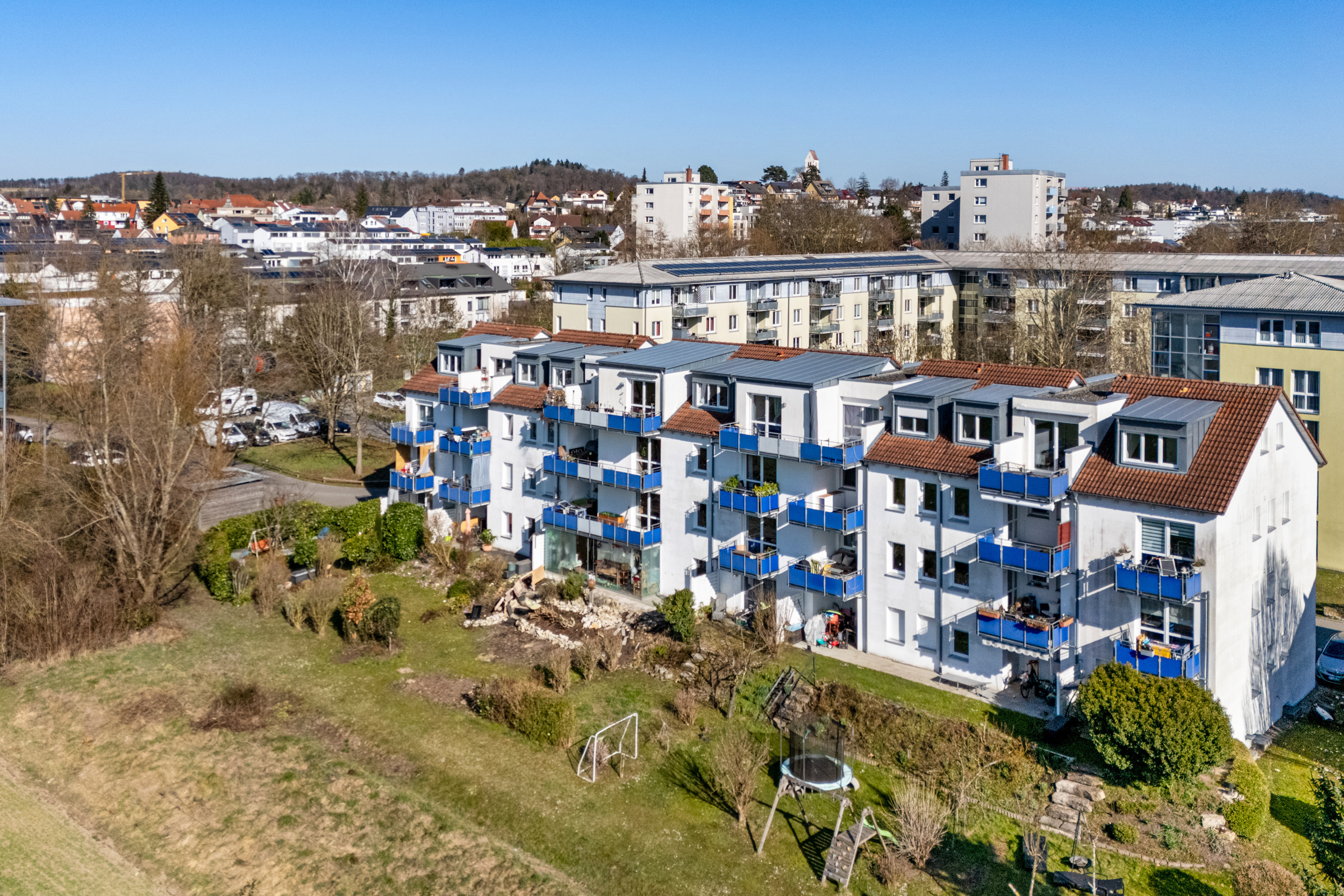 Gute unterhaltene Bebauung. Gute unterhaltene Bebauung.