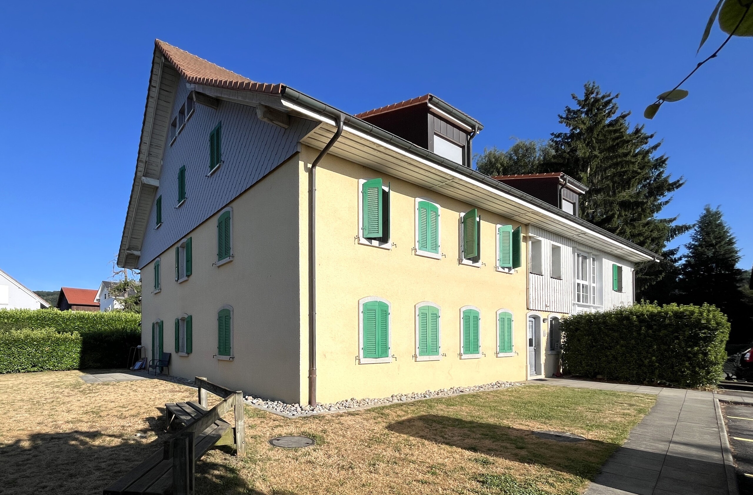 Exterior view 1