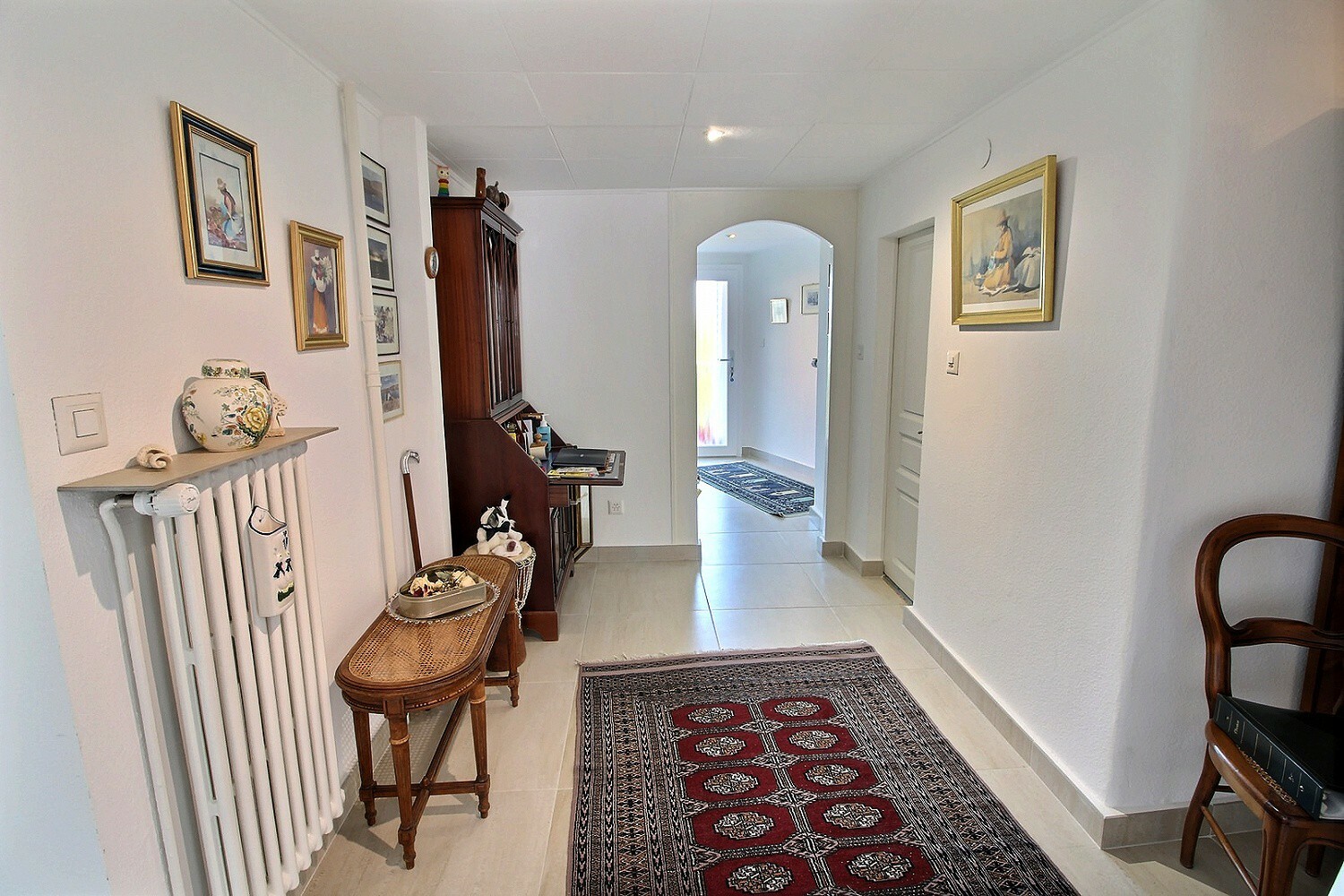 Appt. rez supérieur : hall