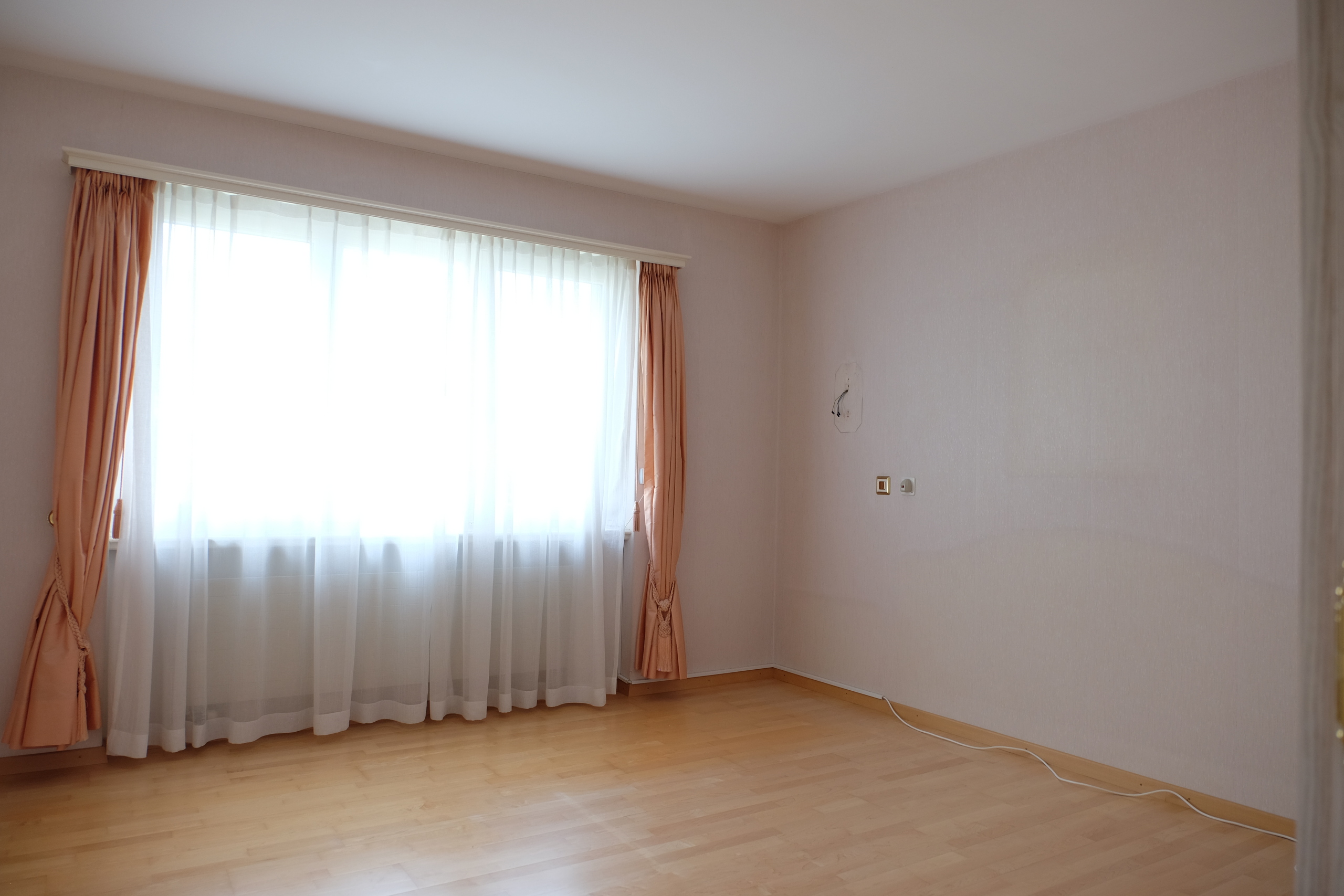 Hauptschlafzimmer im Erdgeschoss Hauptschlafzimmer im Erdgeschoss