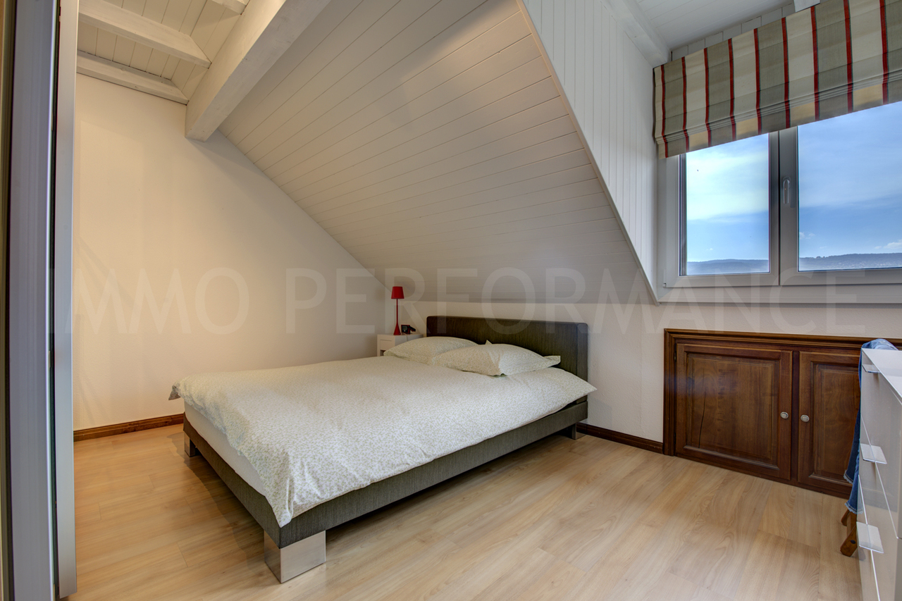 Chambre à coucher 1