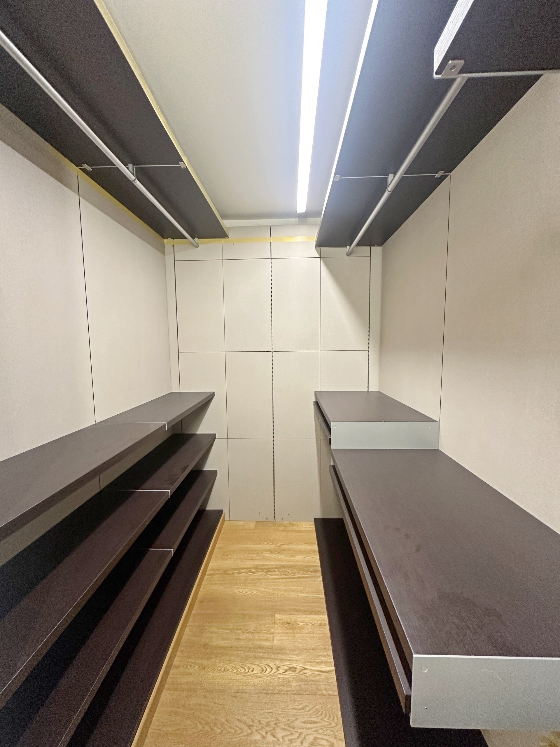begehbarer Kleiderschrank Hauptschlafzimmer begehbarer Kleiderschrank Hauptschlafzimmer