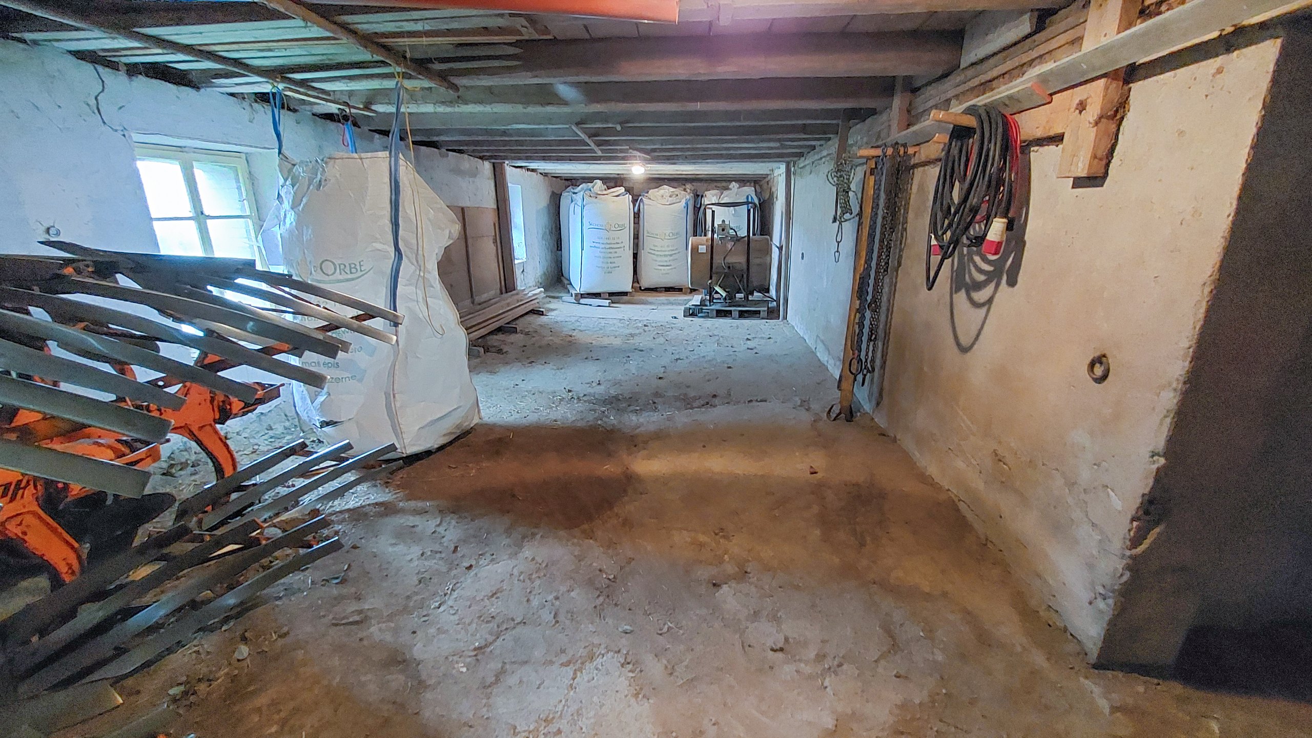 BF 31 | Ferme et rural | Local de stockage