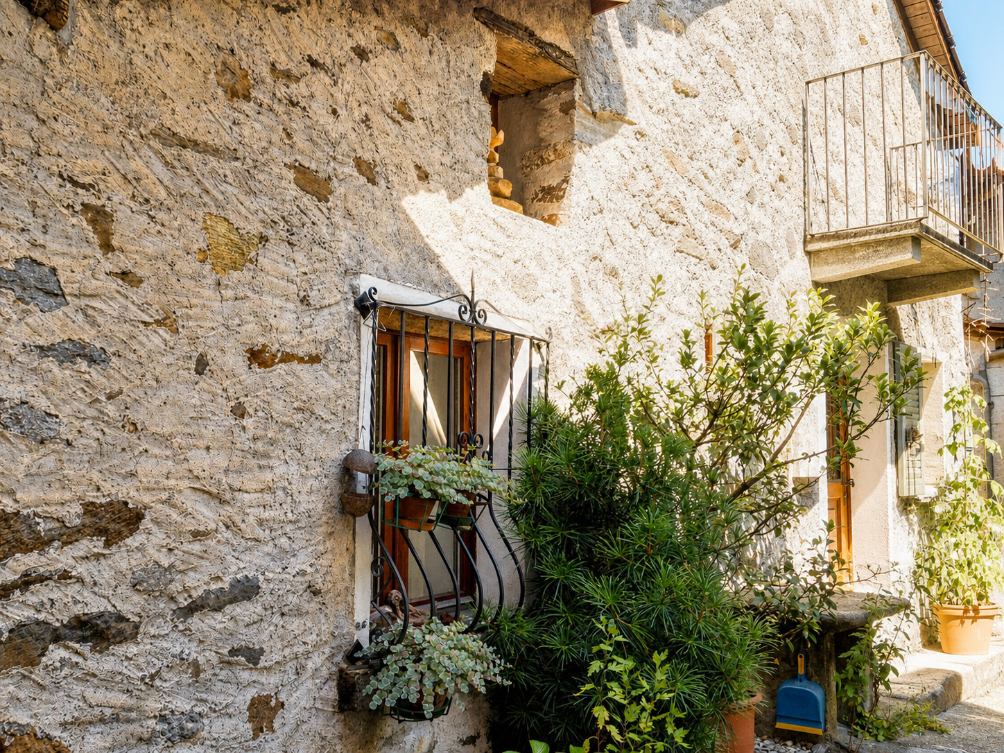 Vista esteriore 1