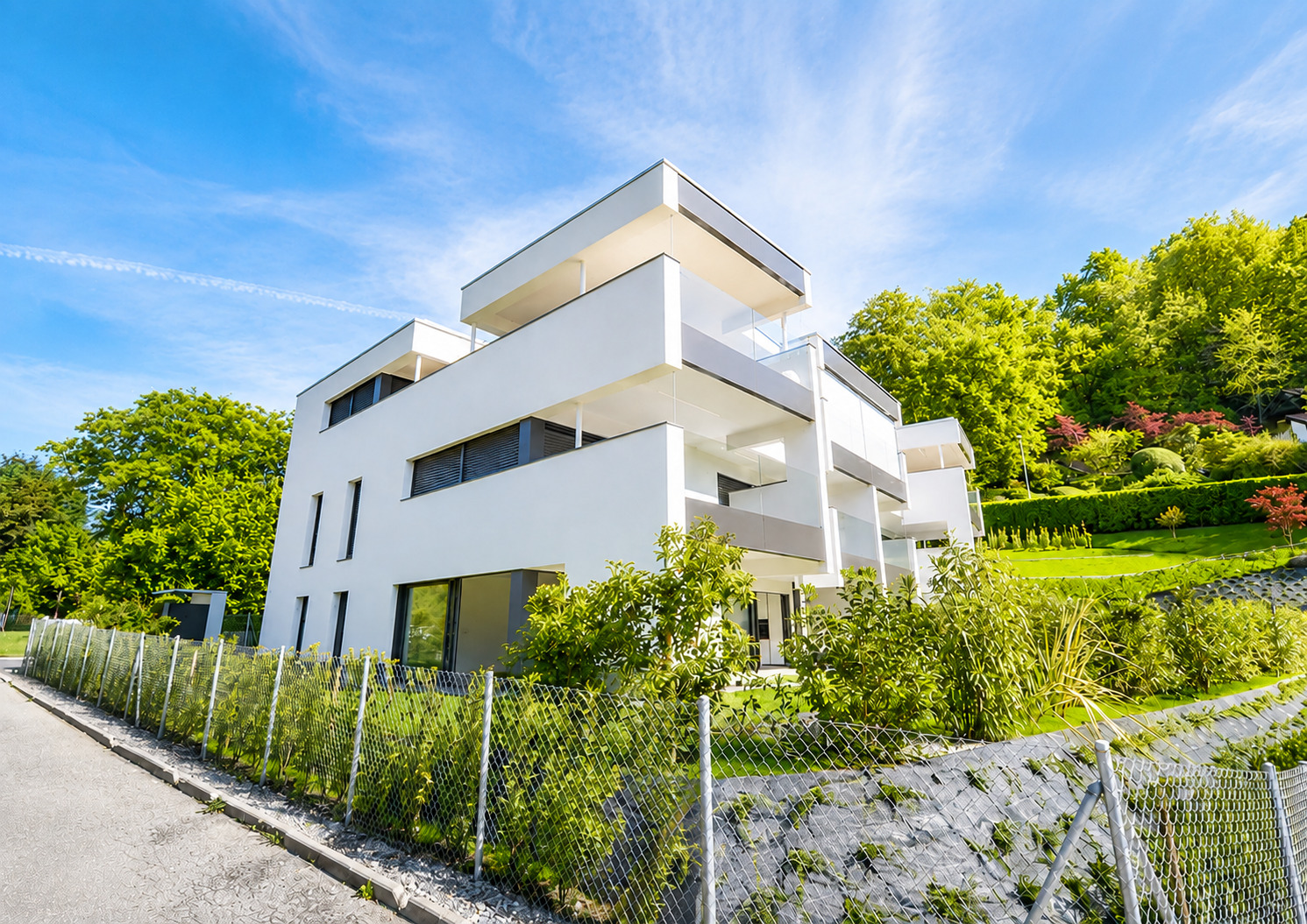 Exterior view 2