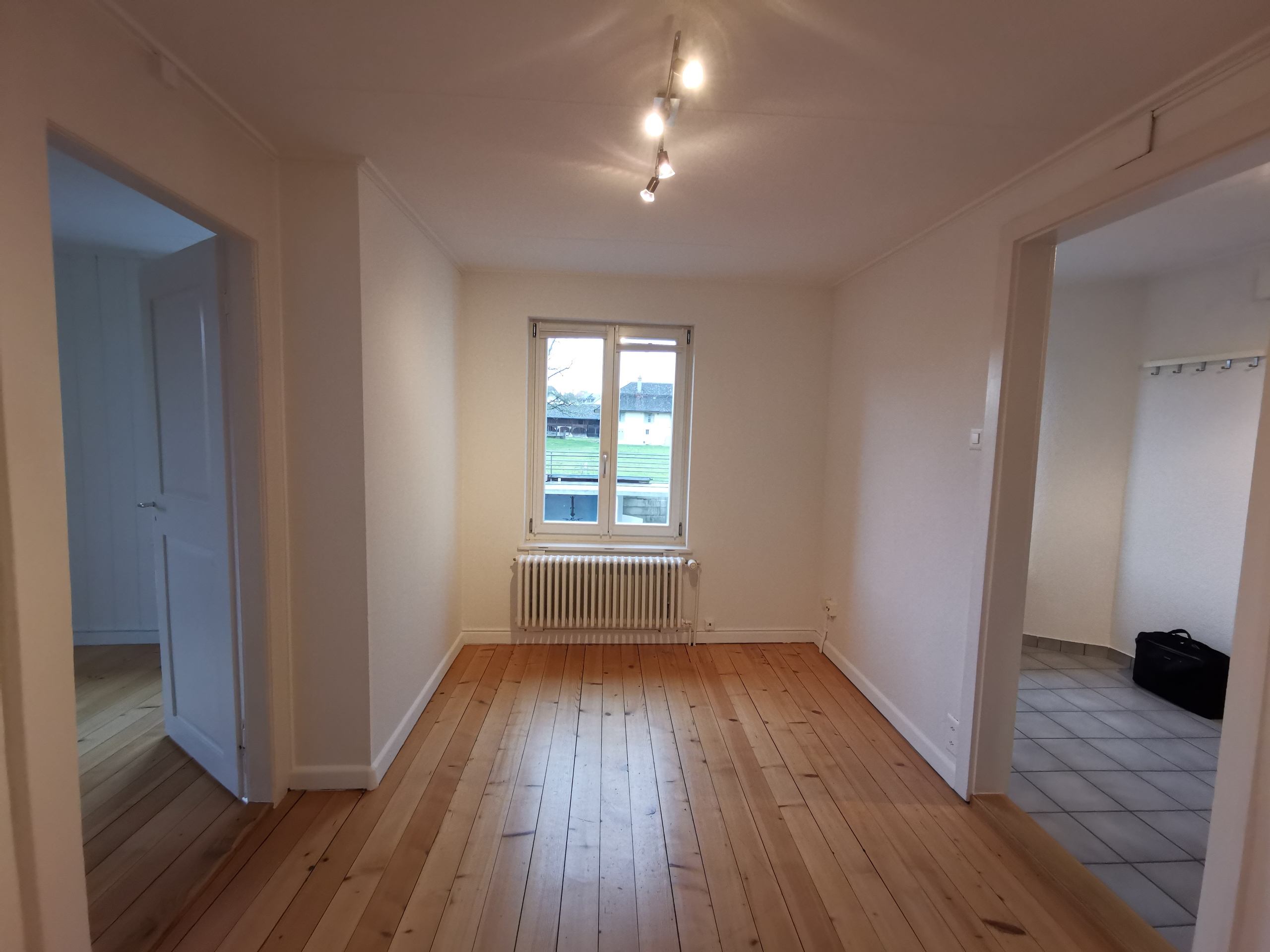 Schlafzimmer od. Wohnzimmer Schlafzimmer od. Wohnzimmer