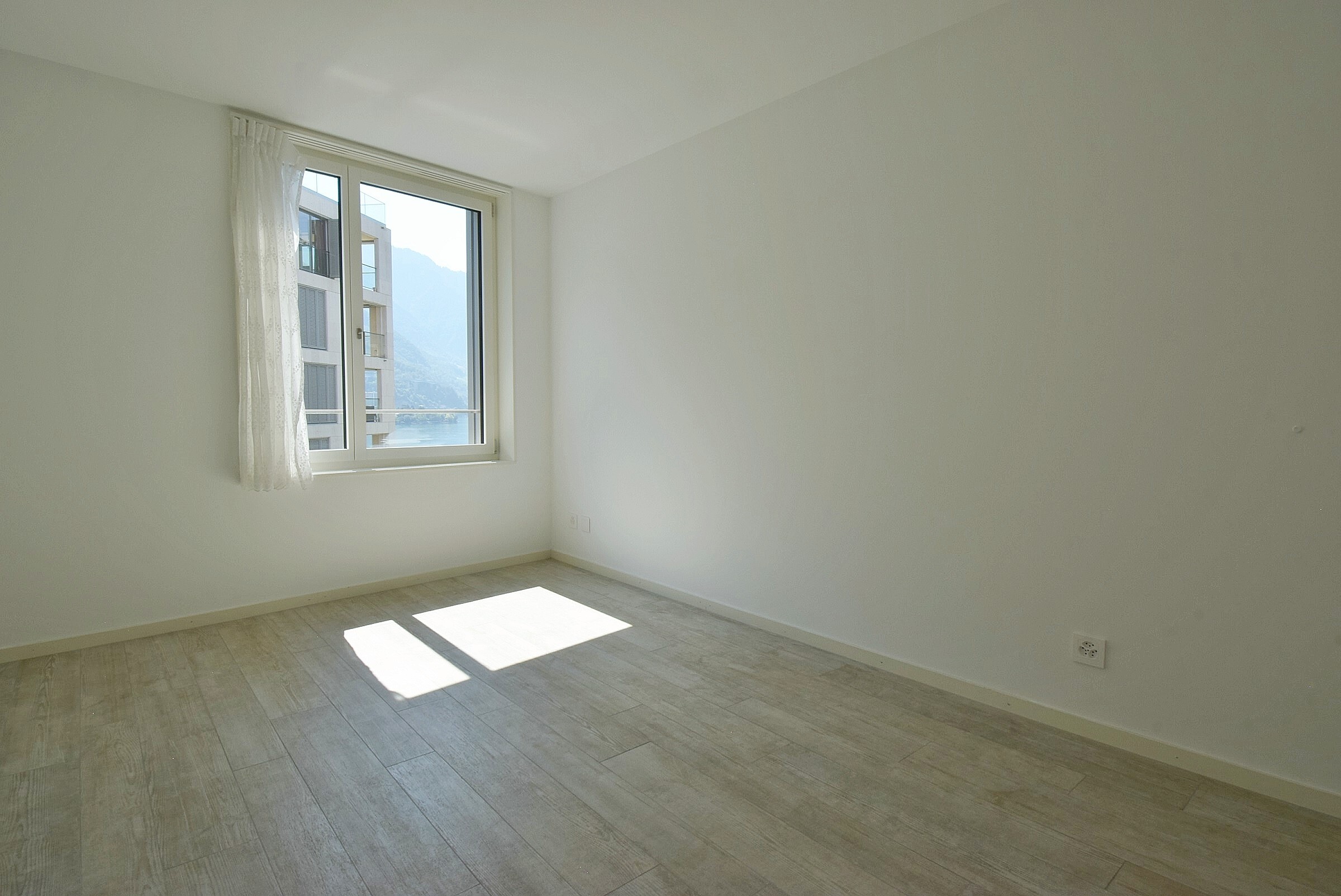 Interior view 11