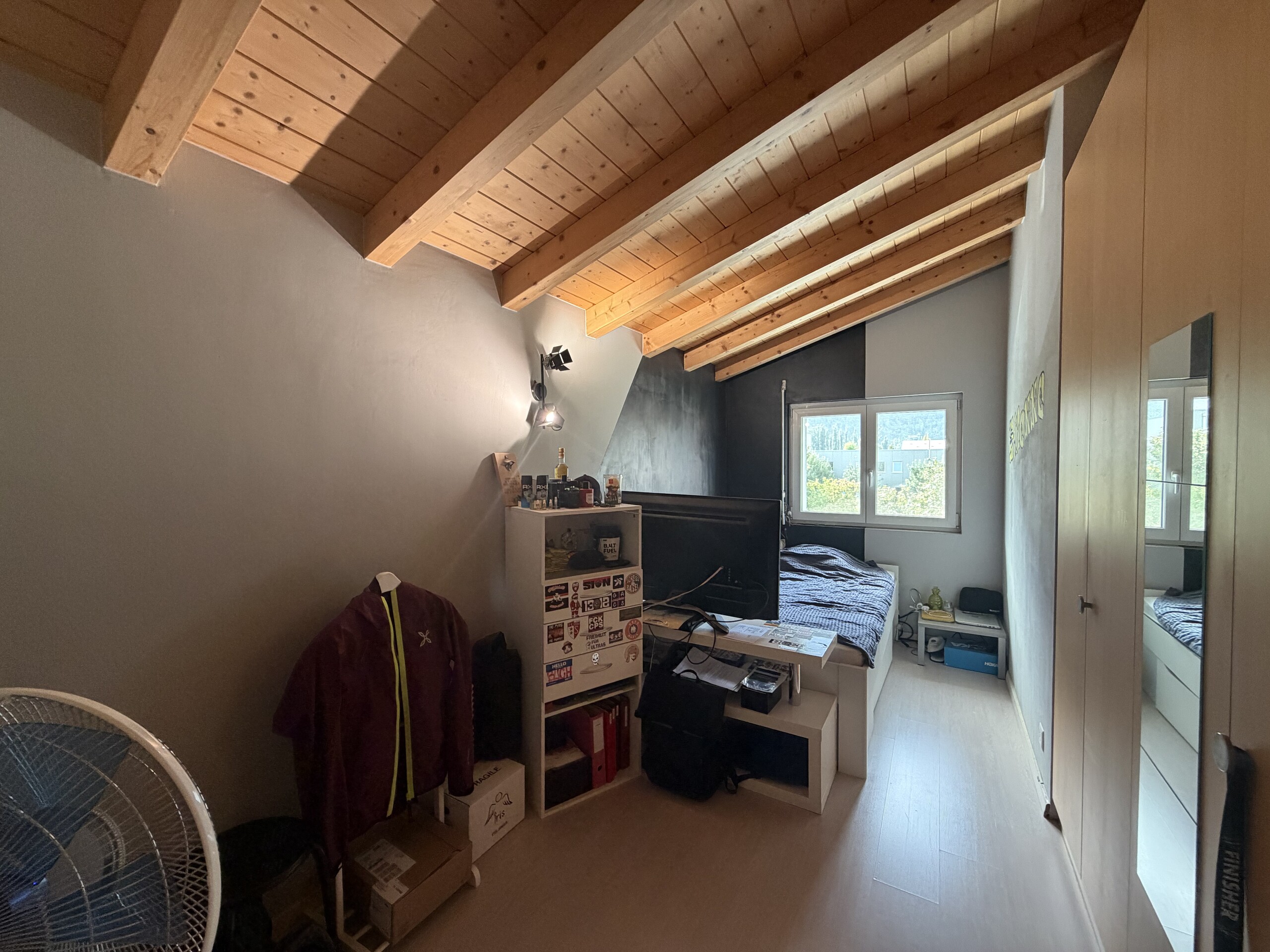 Interior view 6
