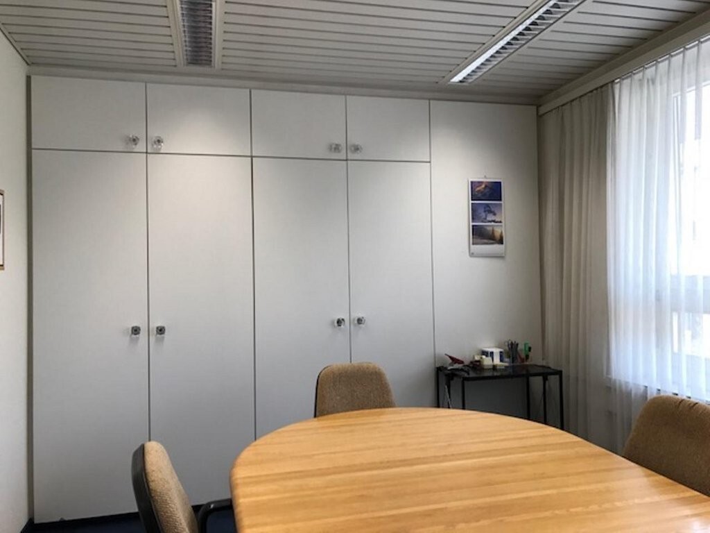mit Einbauschrank mit Einbauschrank