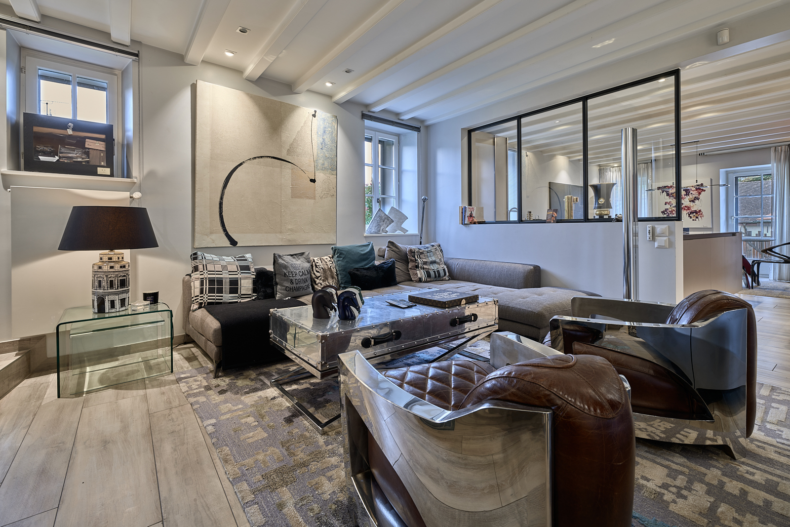 Salon-cuisine ouverte