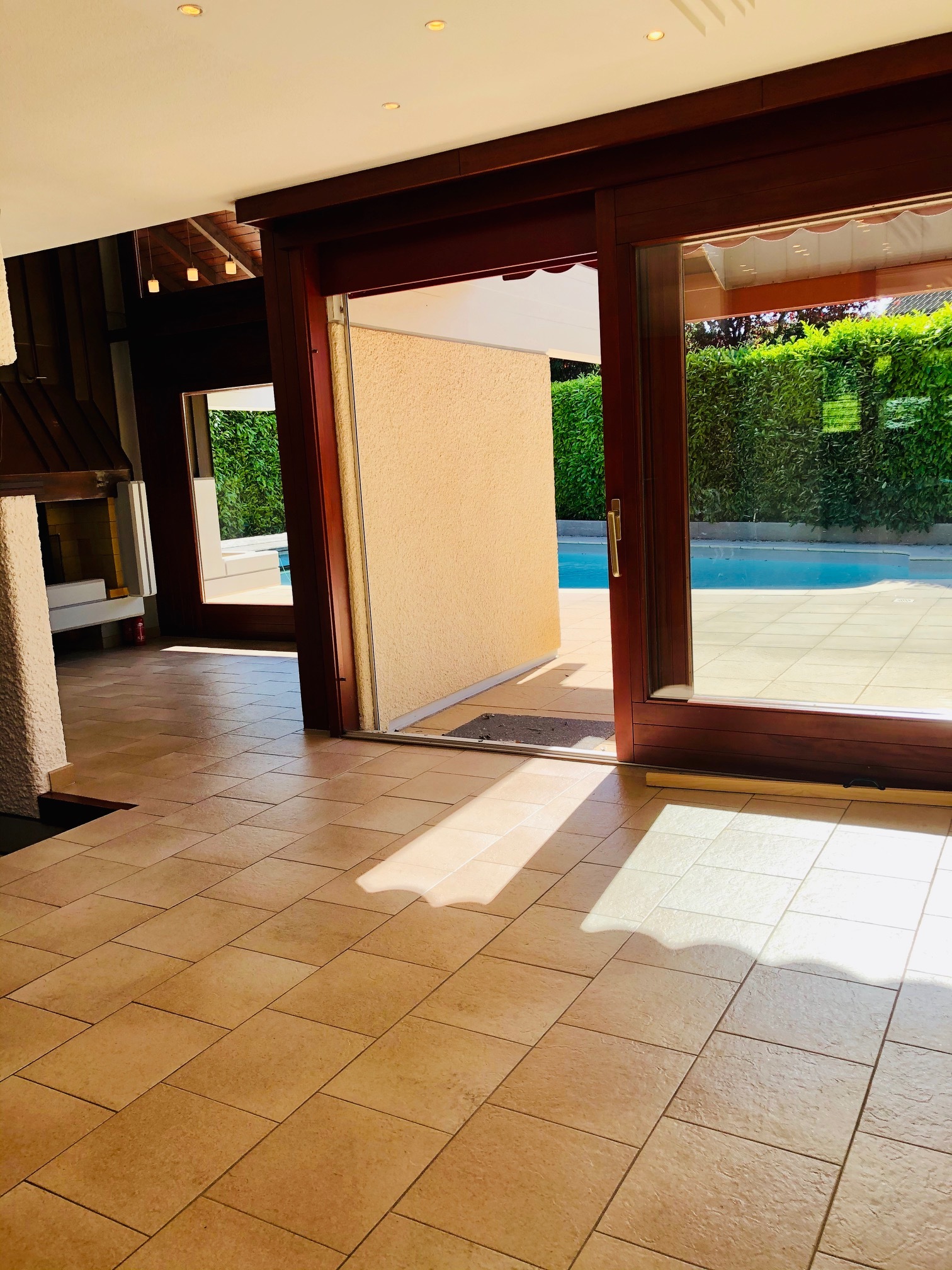 Interior view 3