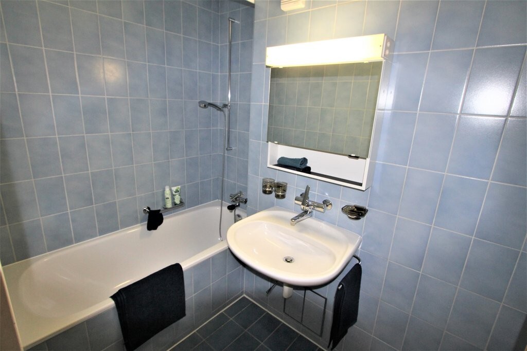 Picture 5