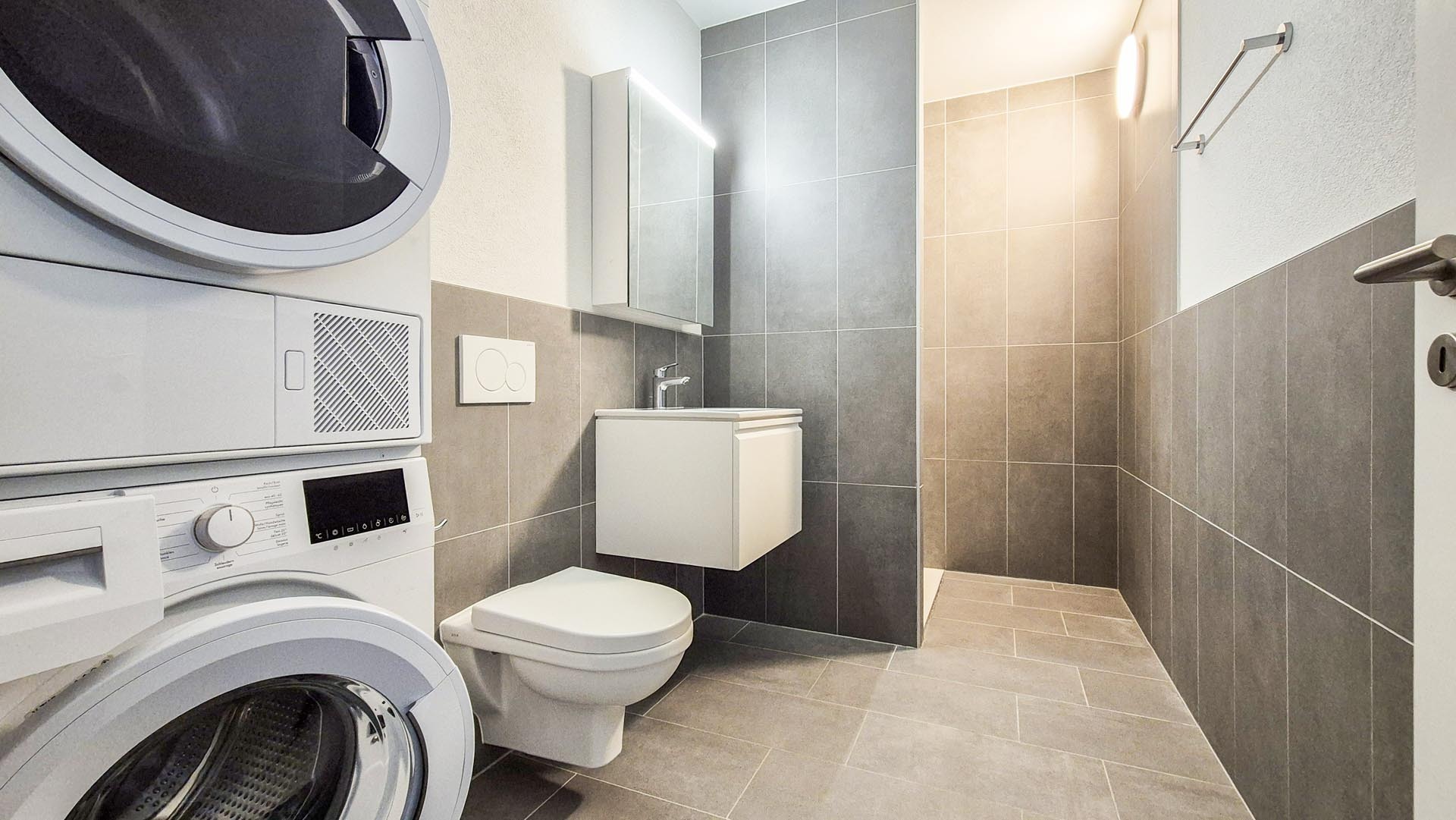 Salle de douche / WC / Colonne de lavage