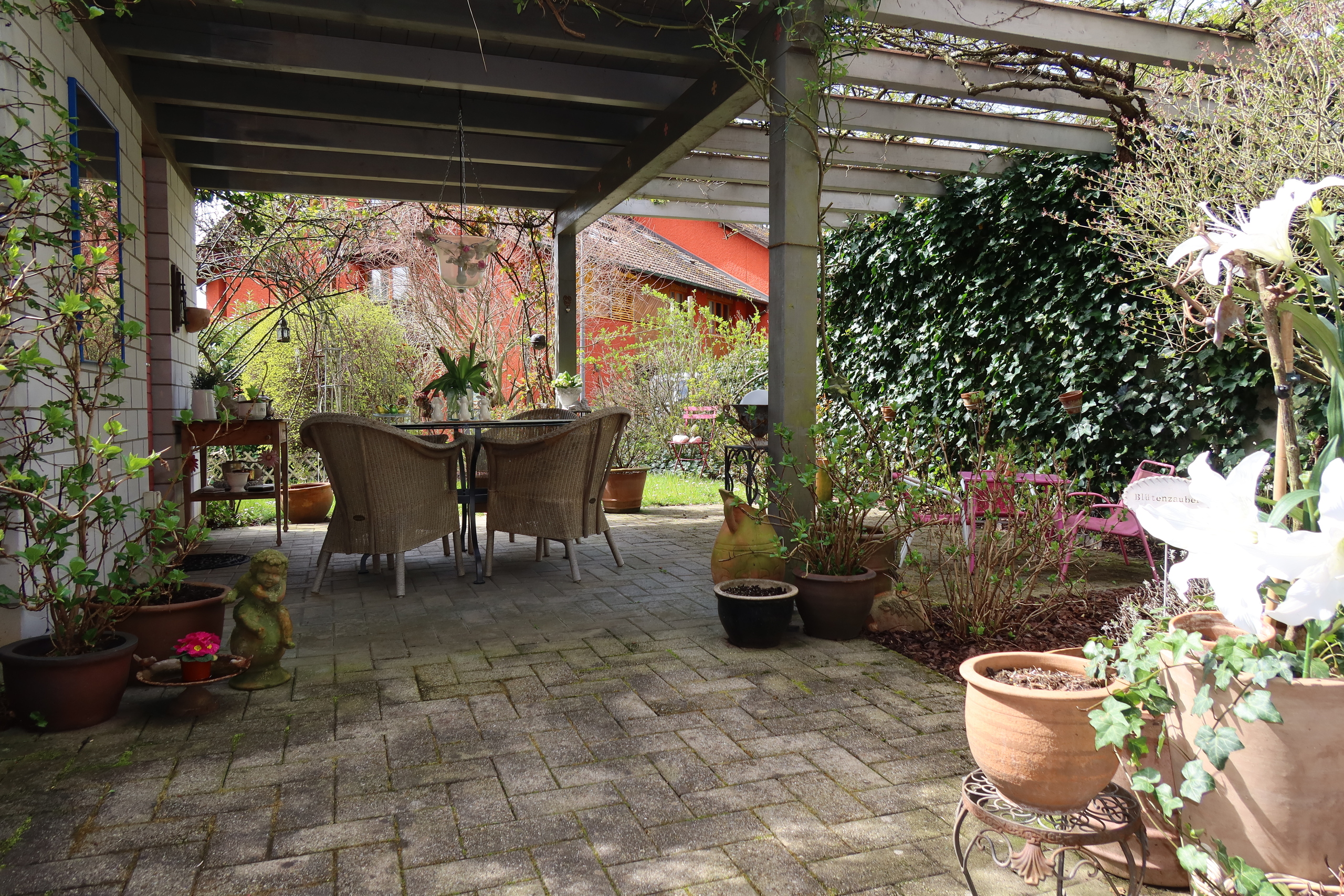 Gartenbereich vorne Gartenbereich vorne