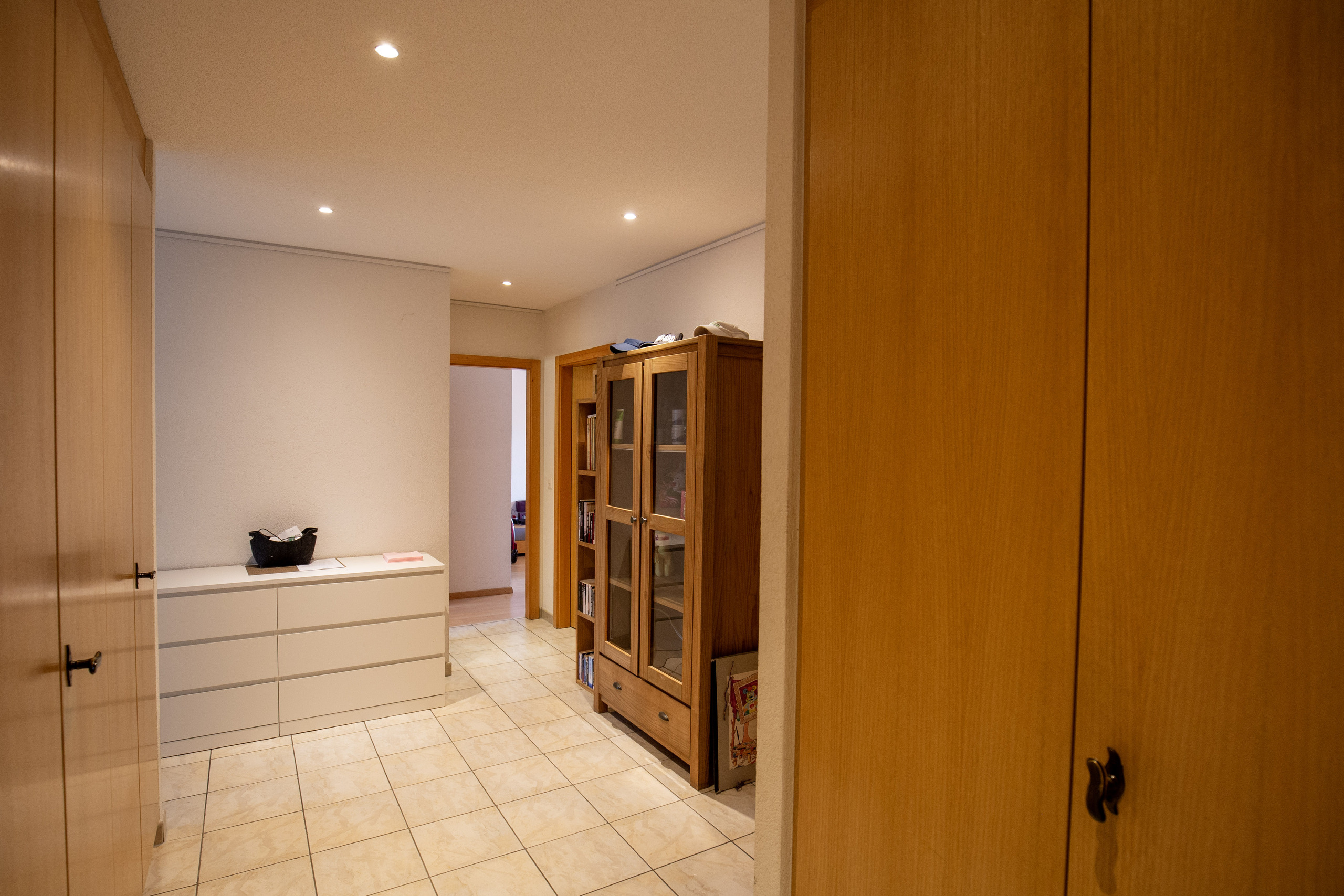 Interior view 6
