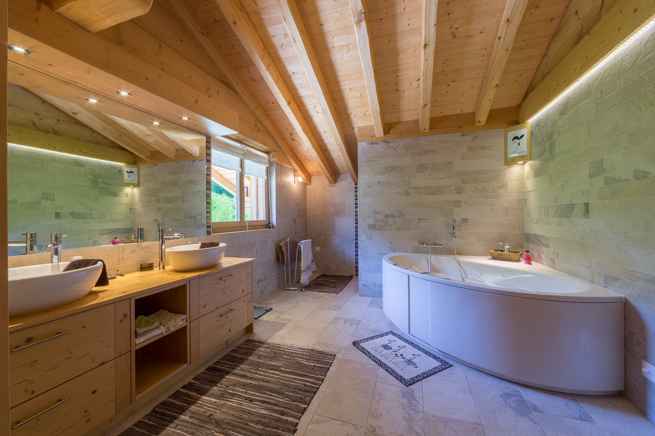 Chalet Spitzenqualität Verkauf Bewilligung Zweitwohnung 4 Vallées Nendaz-Vente Immobilier Badezimmer