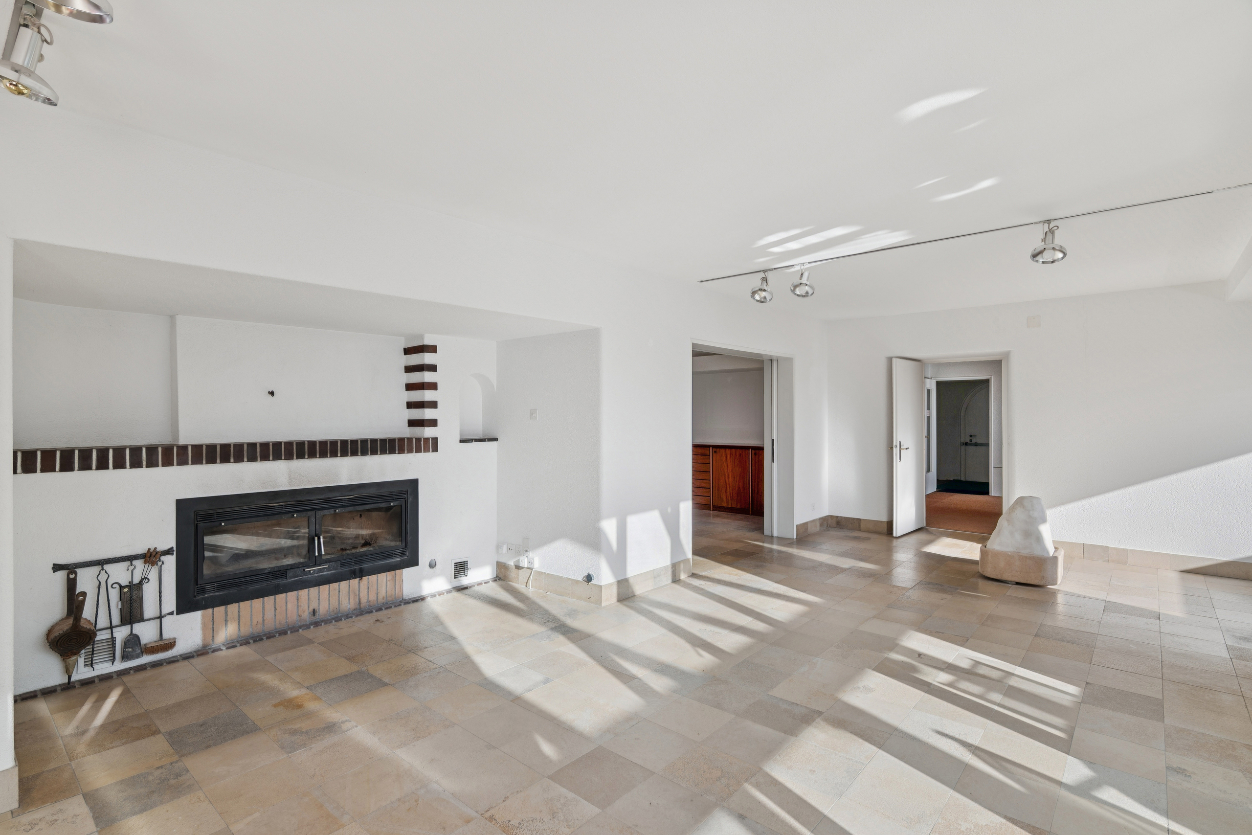 Living room with fireplace