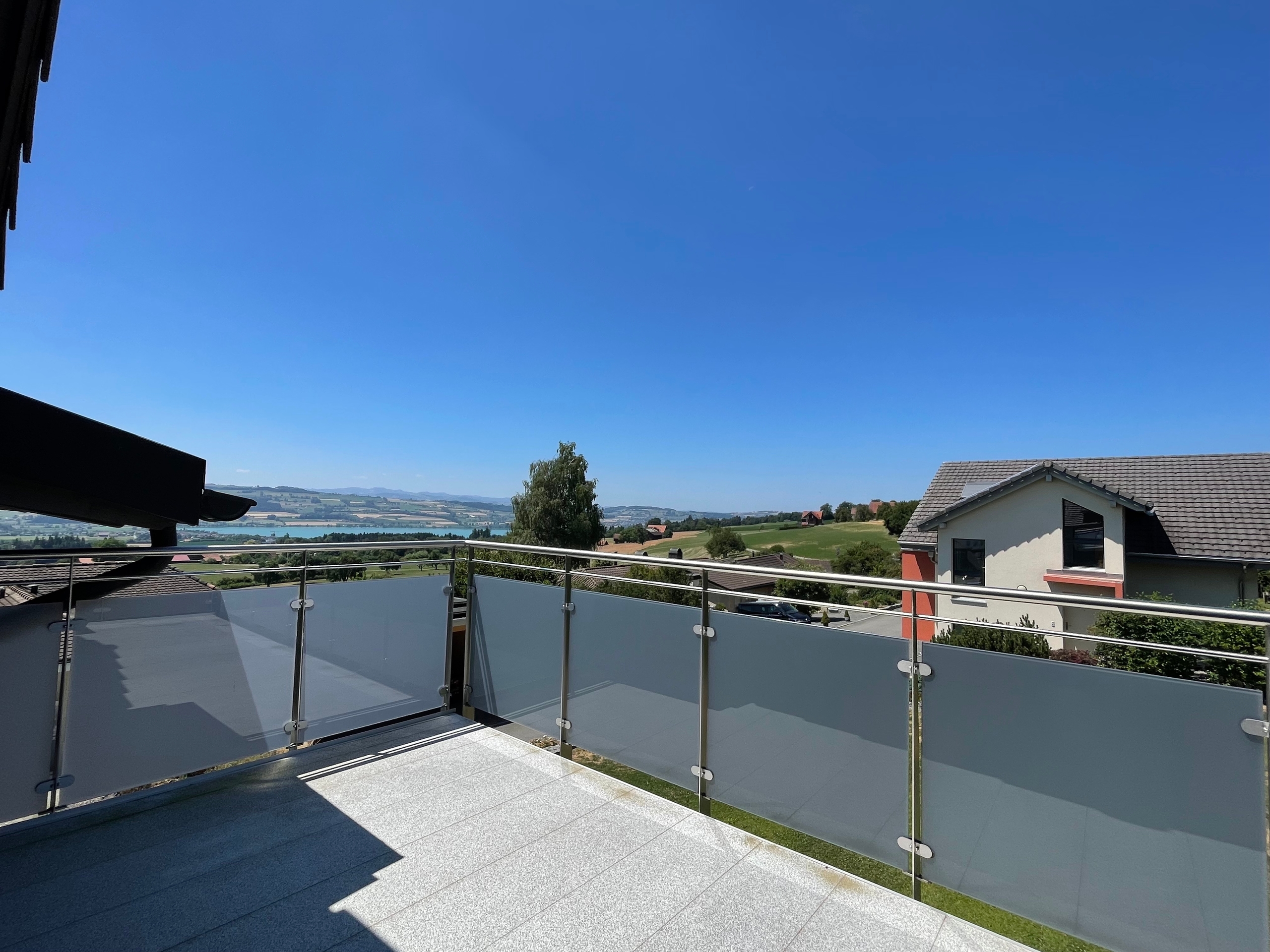Image 7 Image 7
