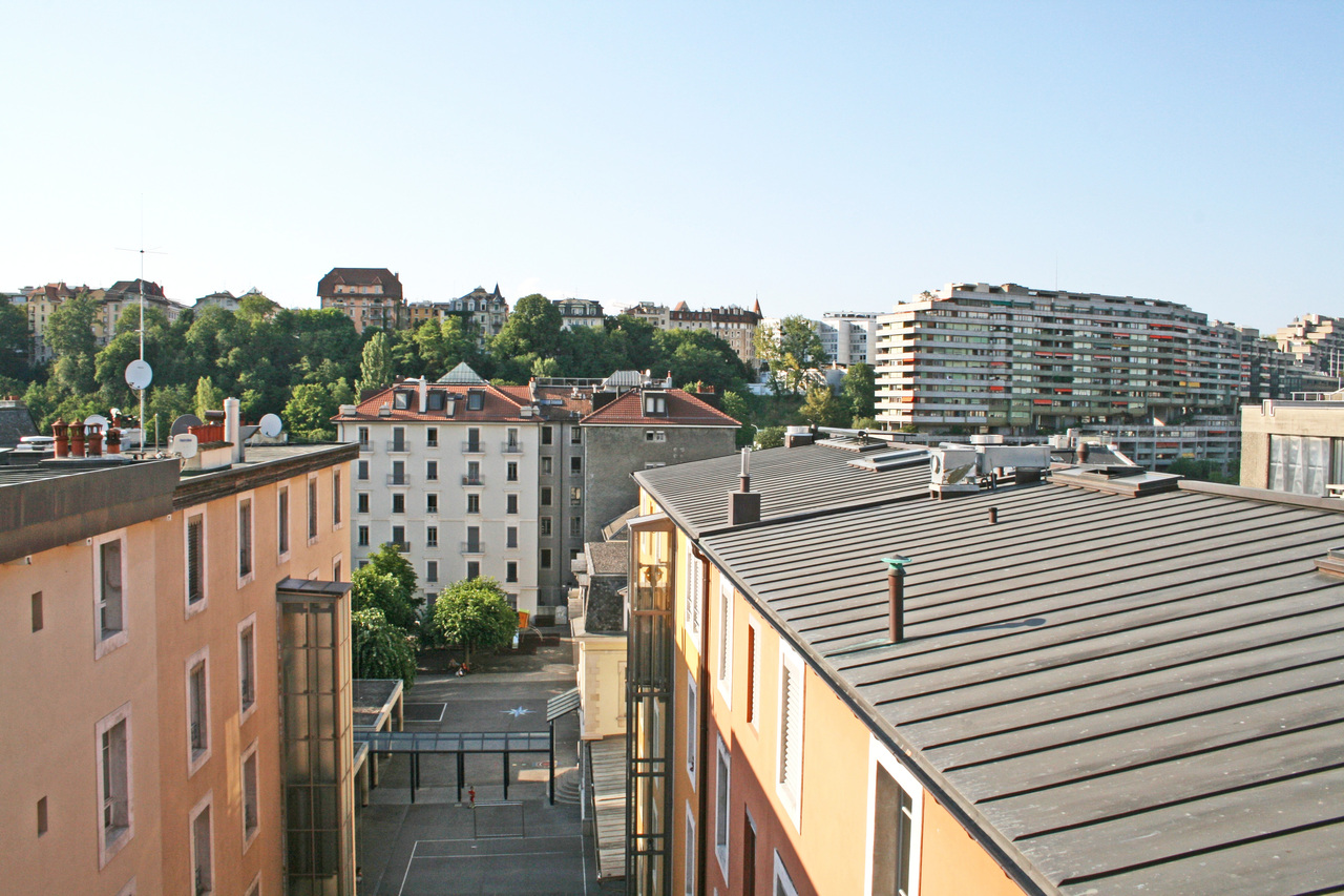 Firstview