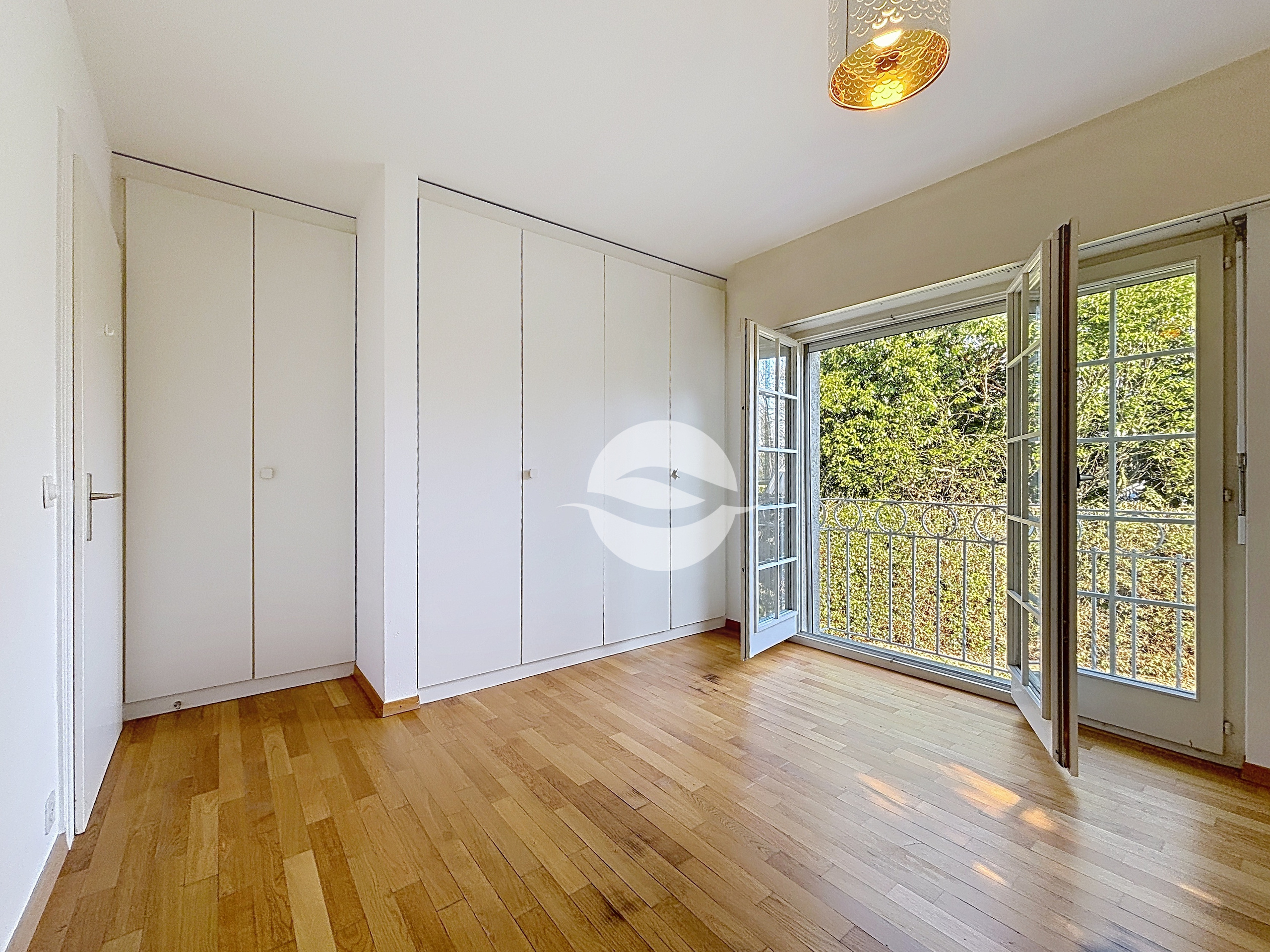 Chambre à coucher 5