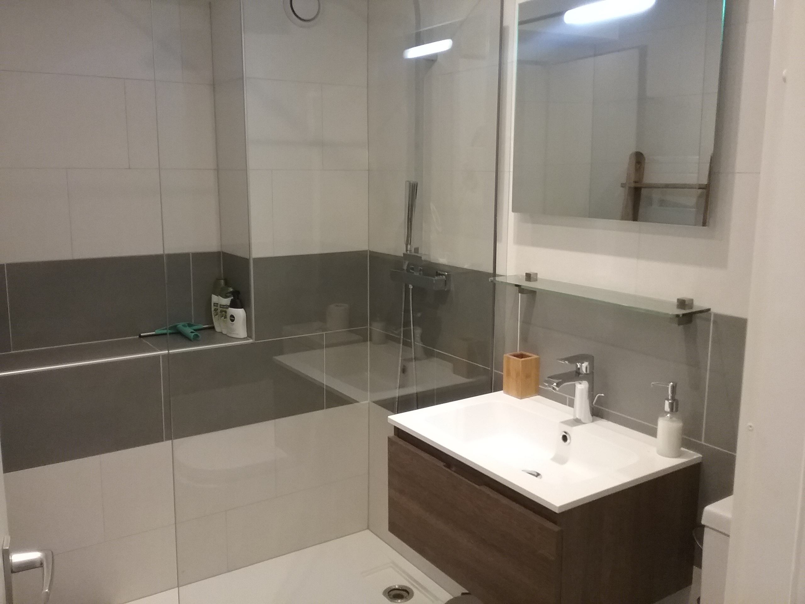Grand-Place, studio, rez-inférieur 1 (1er étage)