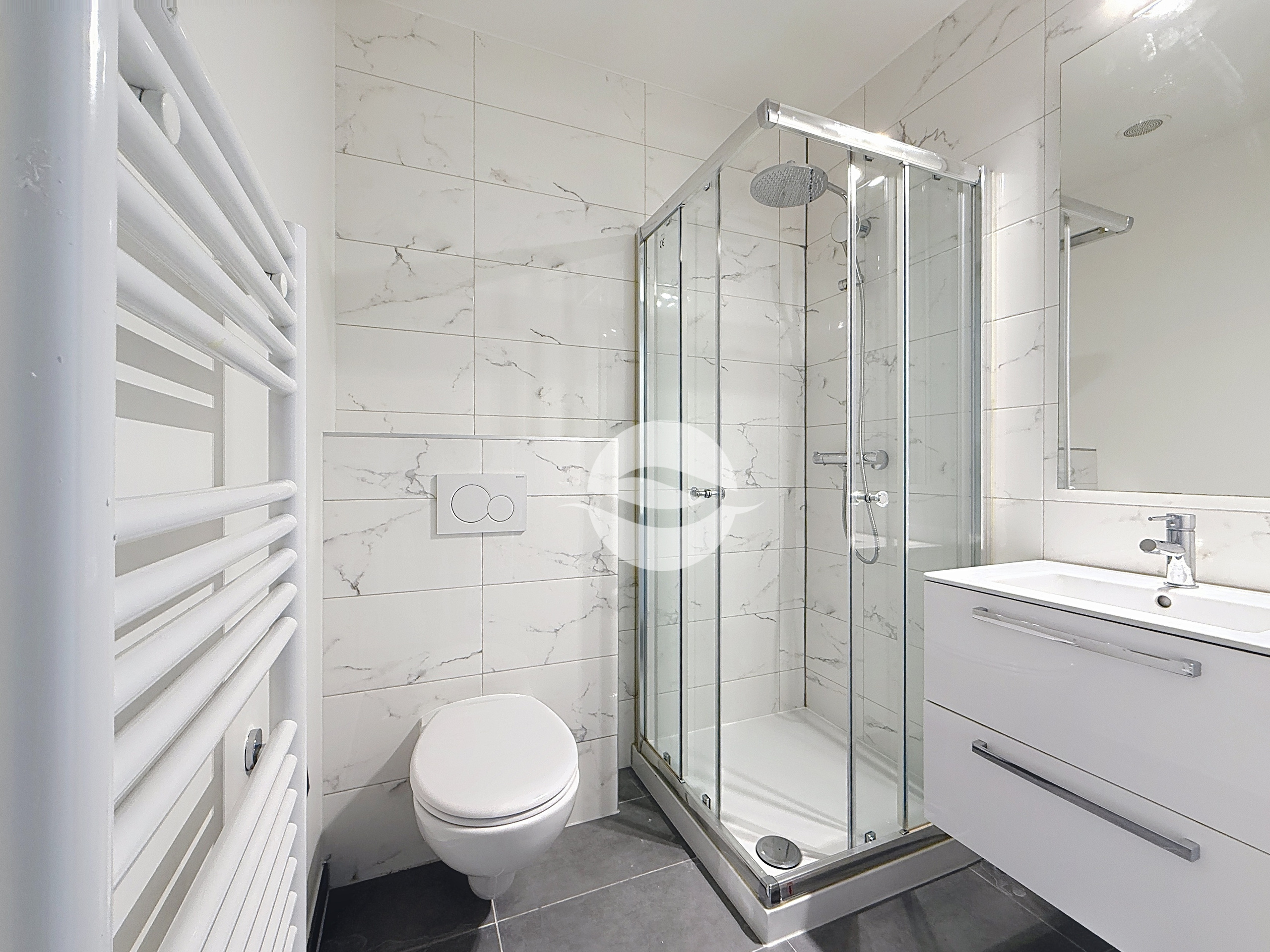 1er : Salle de douche