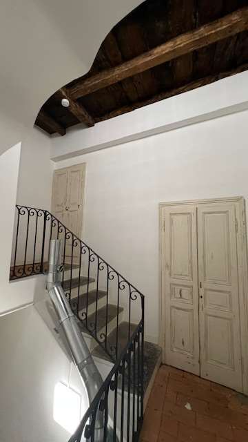 Photo 33