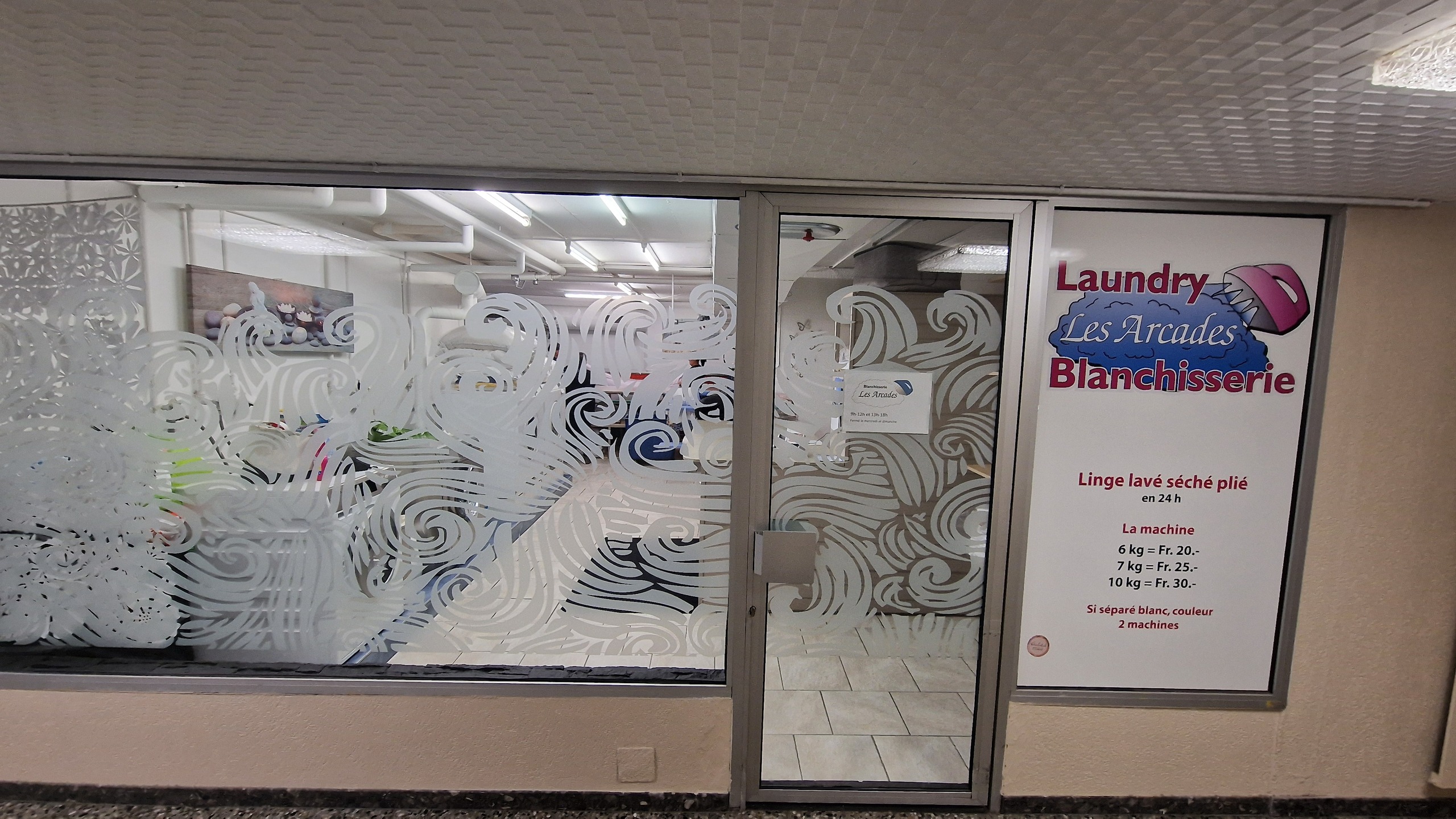 Vitrine1