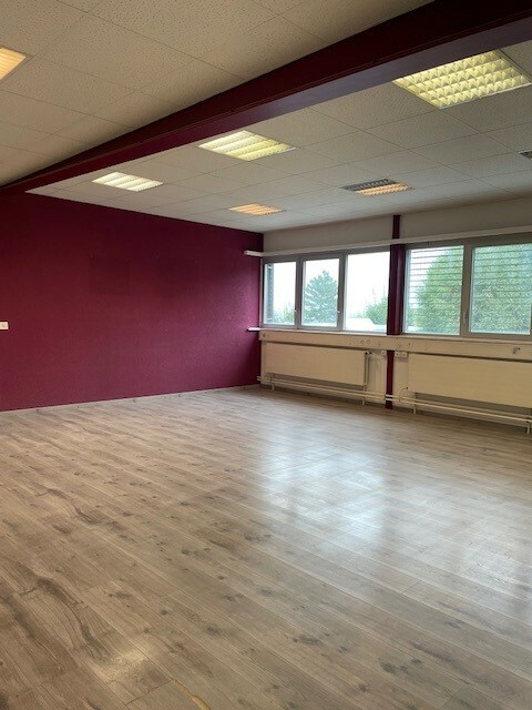 Open space (idem) Open space (idem)