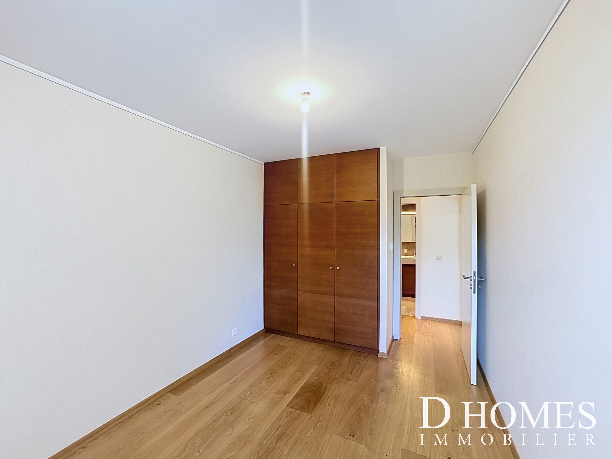 Interior view 8