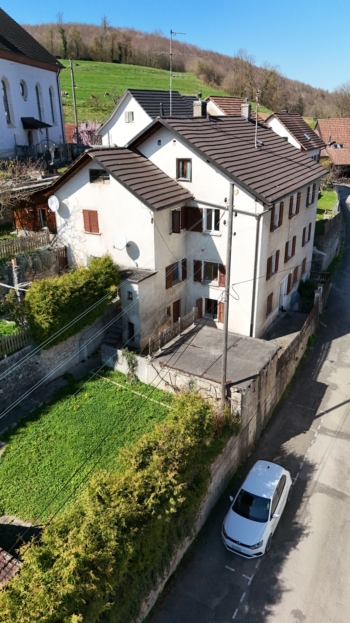 4 places de parc à disposition des locataires 4 places de parc à disposition des locataires