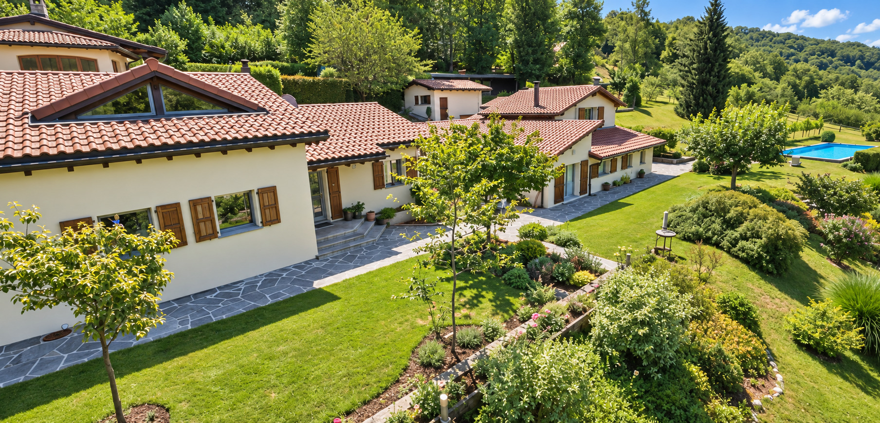 Exterior view 3