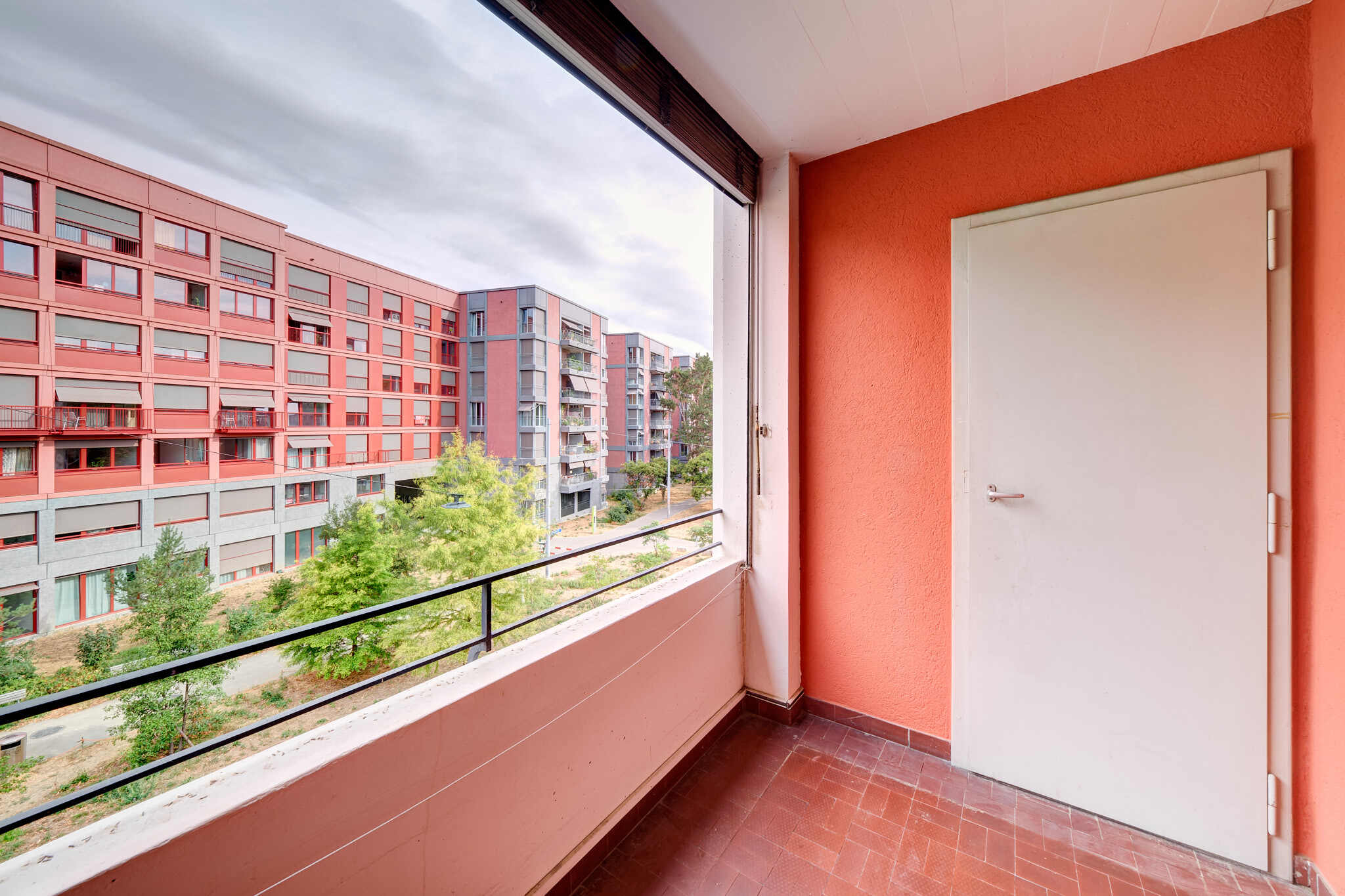 Interior view 9