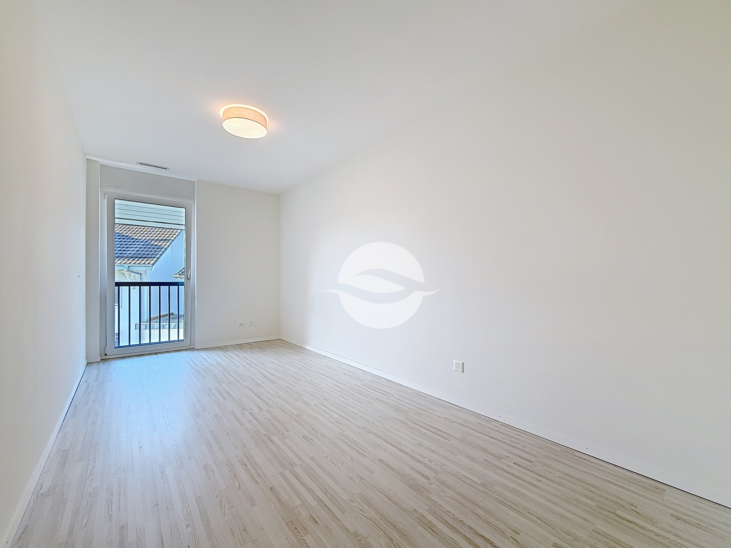 1er : 1ère chambre à coucher