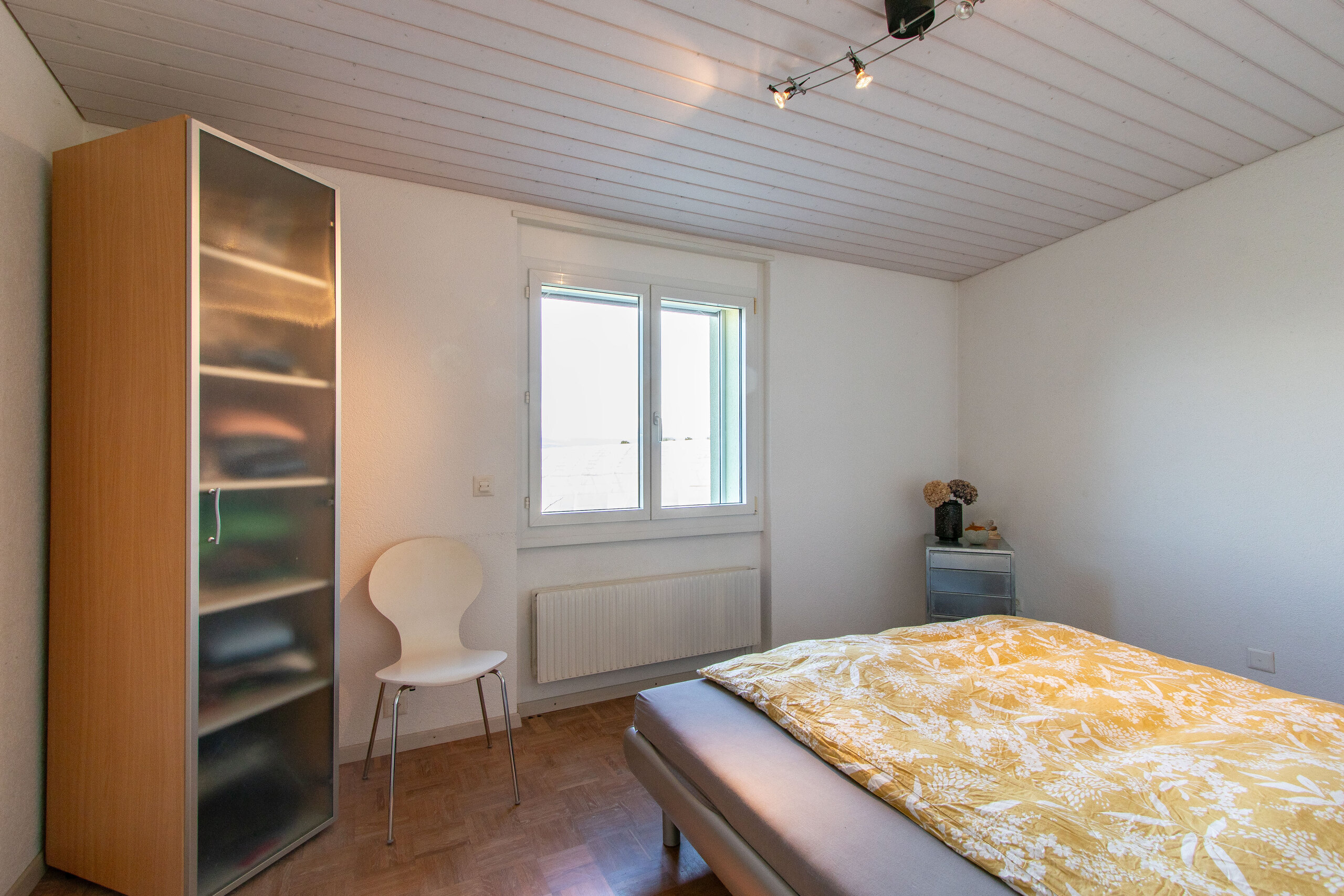 Rez-de-chaussée: chambre 2