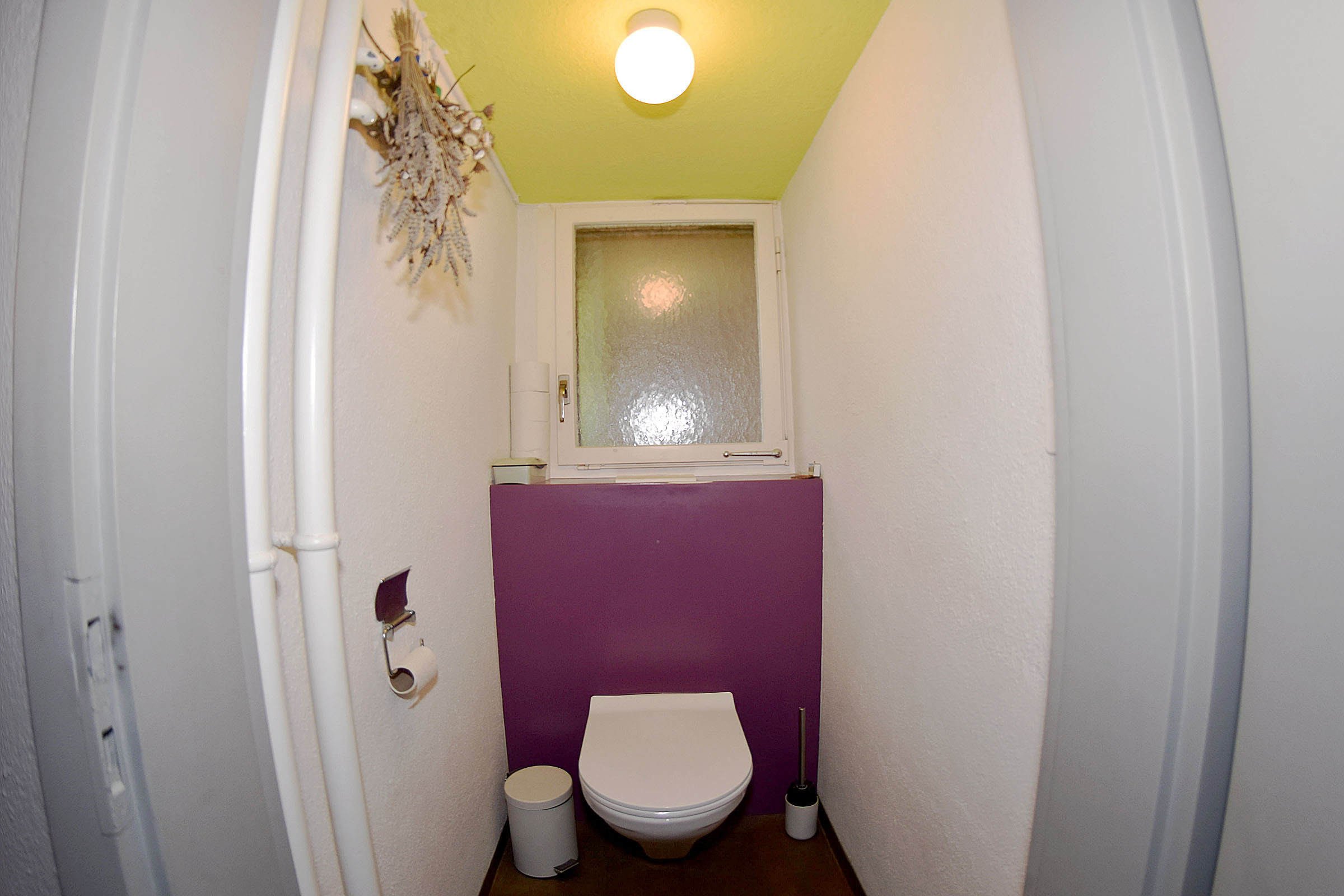 Separates Gäste-WC Separates Gäste-WC