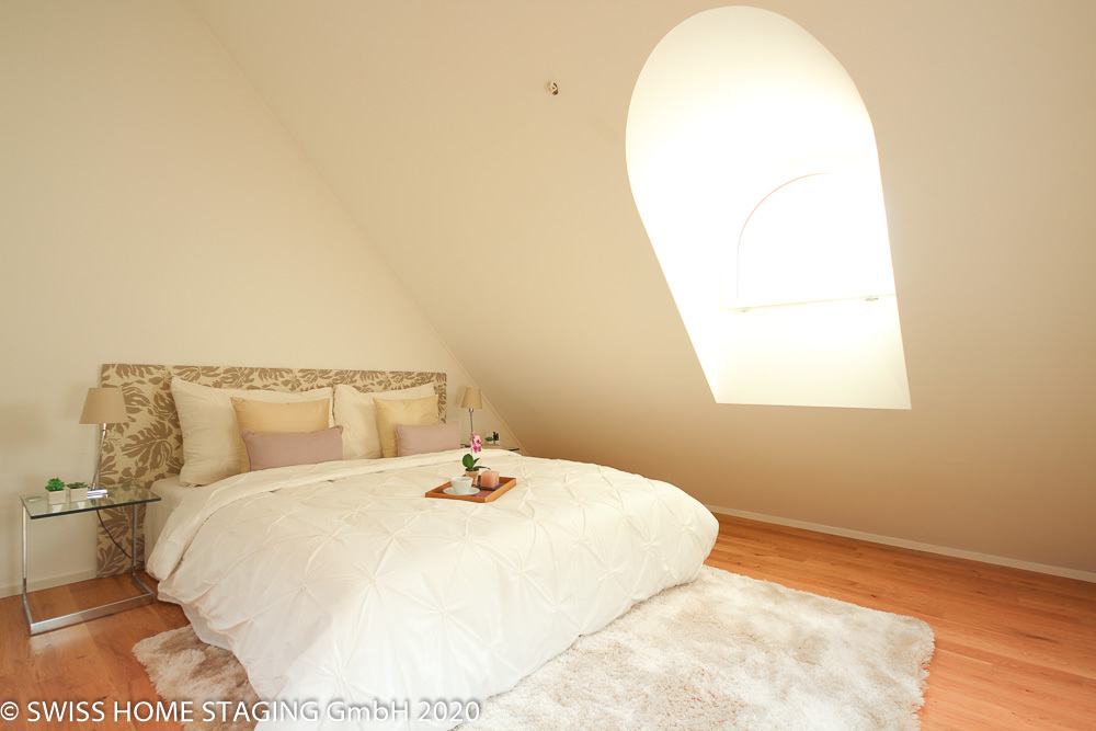 Zimmer im DG (Virtuelles Home Staging) Zimmer im DG (Virtuelles Home Staging)