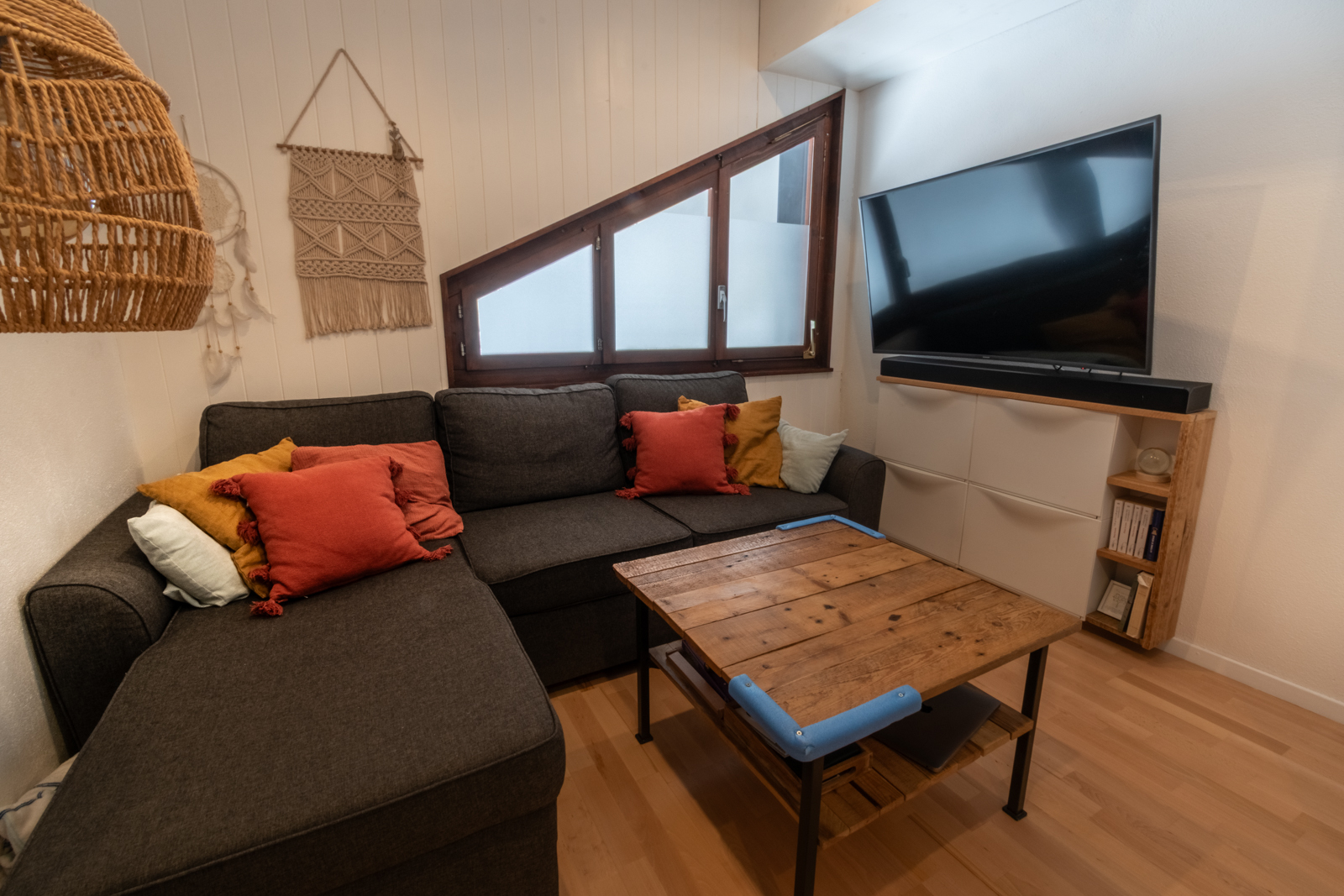 Espace TV à l'étage Espace TV à l'étage