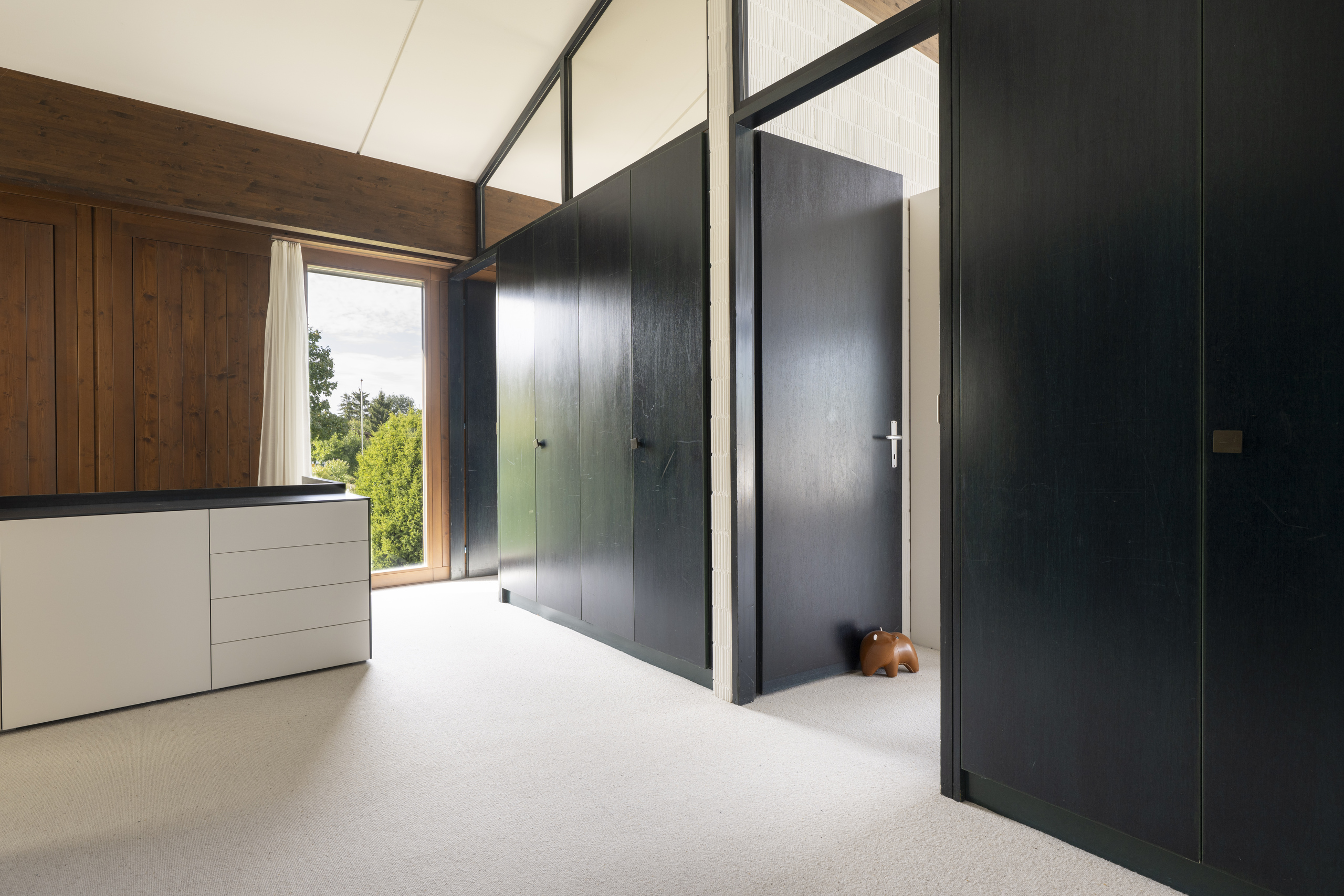 Interior view 7