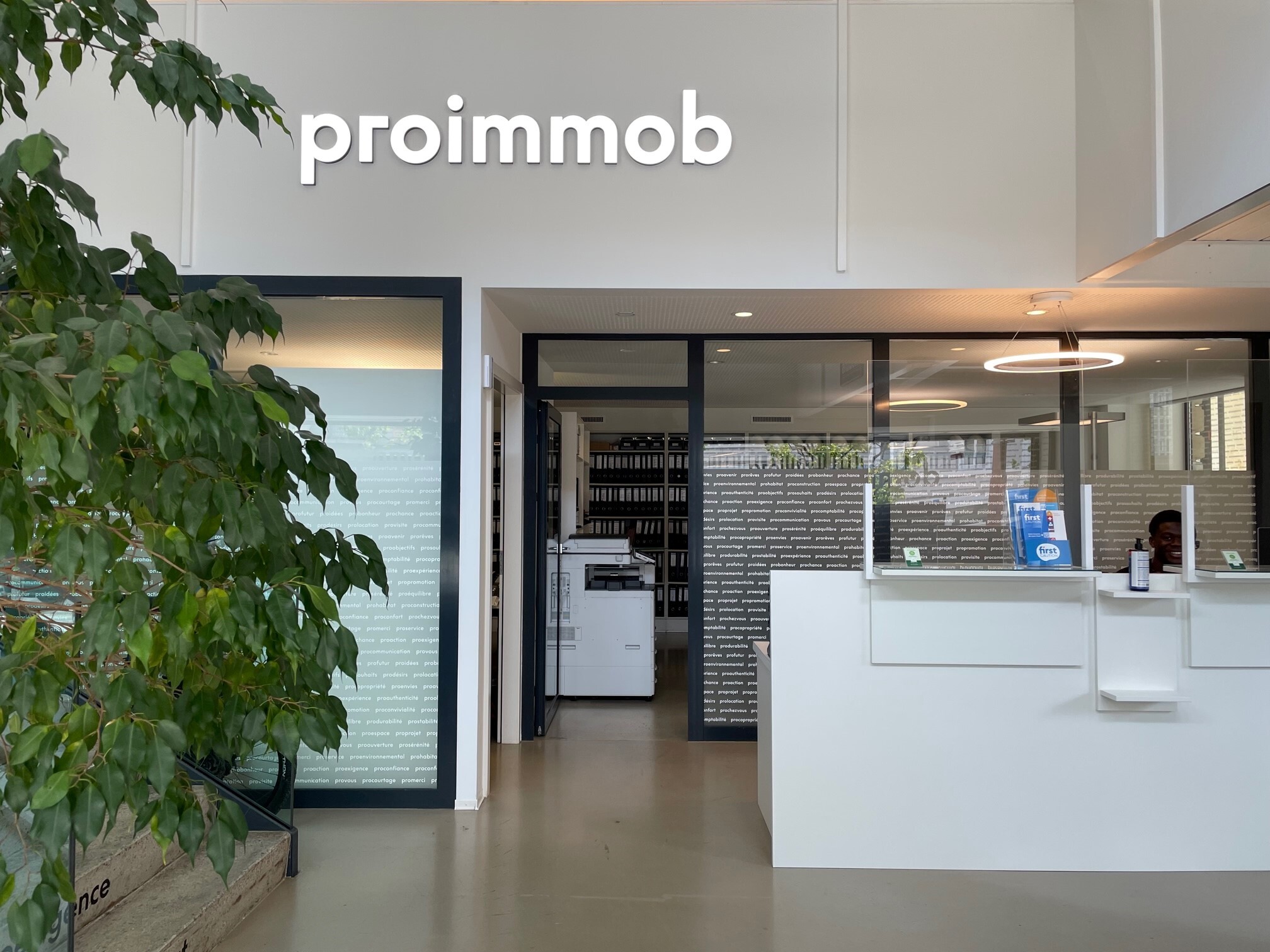 Accueil réception agence immobilière Pro Immob, La Chaux-de-Fonds