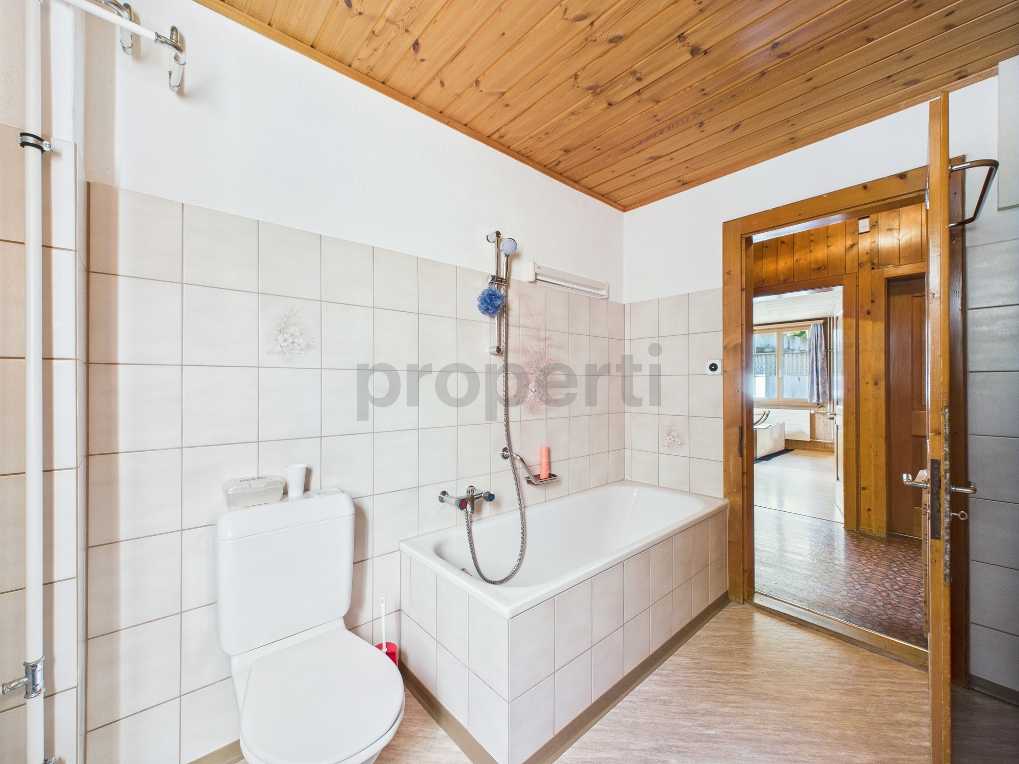 Image 9 Image 9