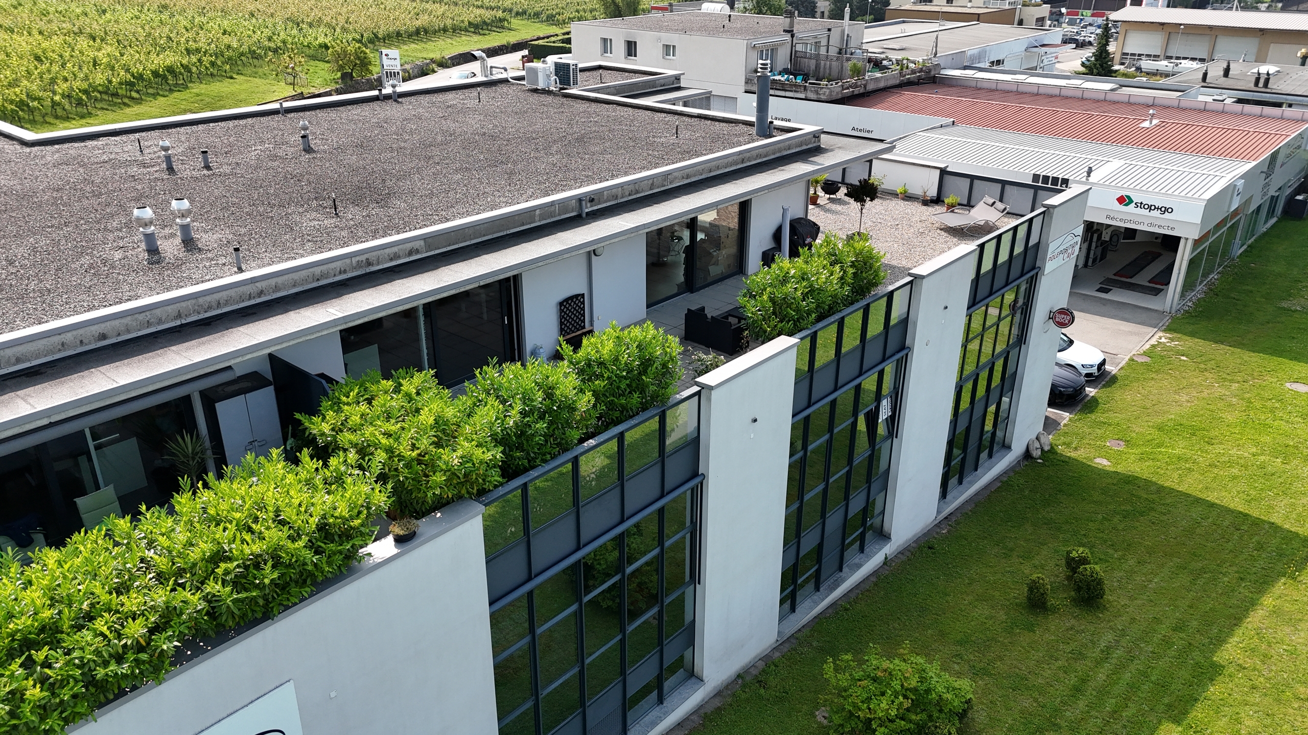 Exterior view 2