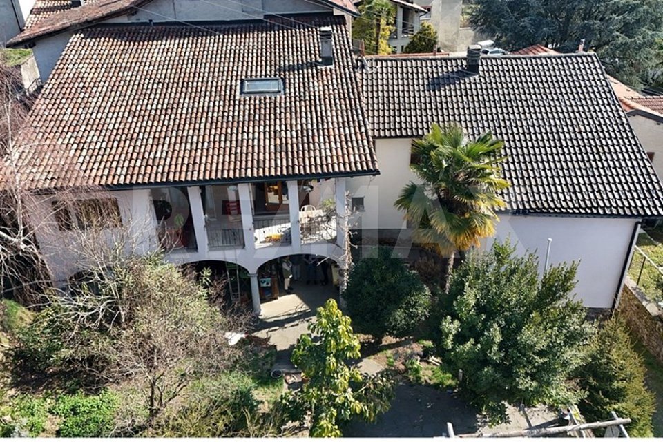 Immagine di copertina