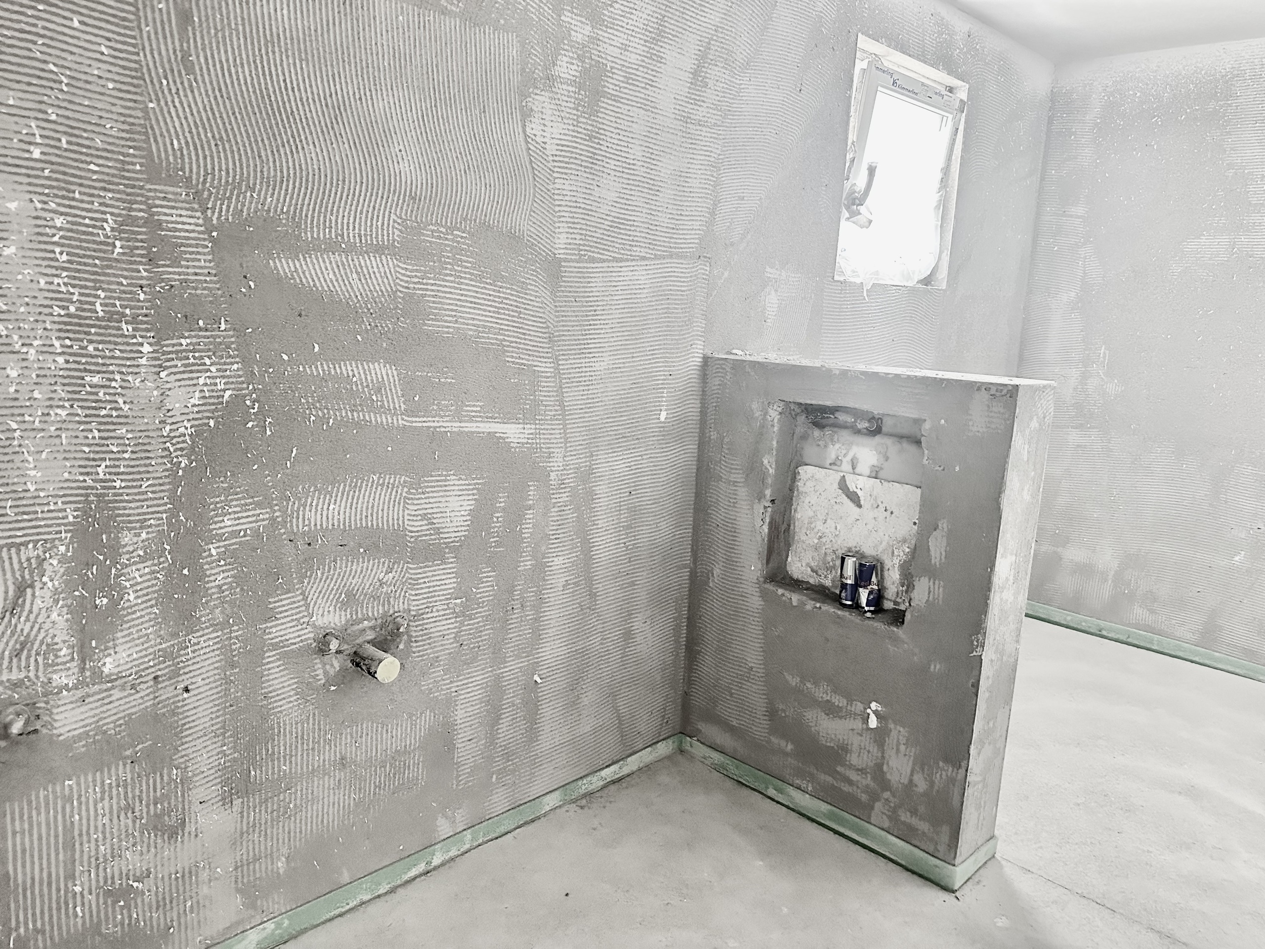 2 à 3 salles d’eau (selon le lot) avec douche à l’italienne et/ou baignoire